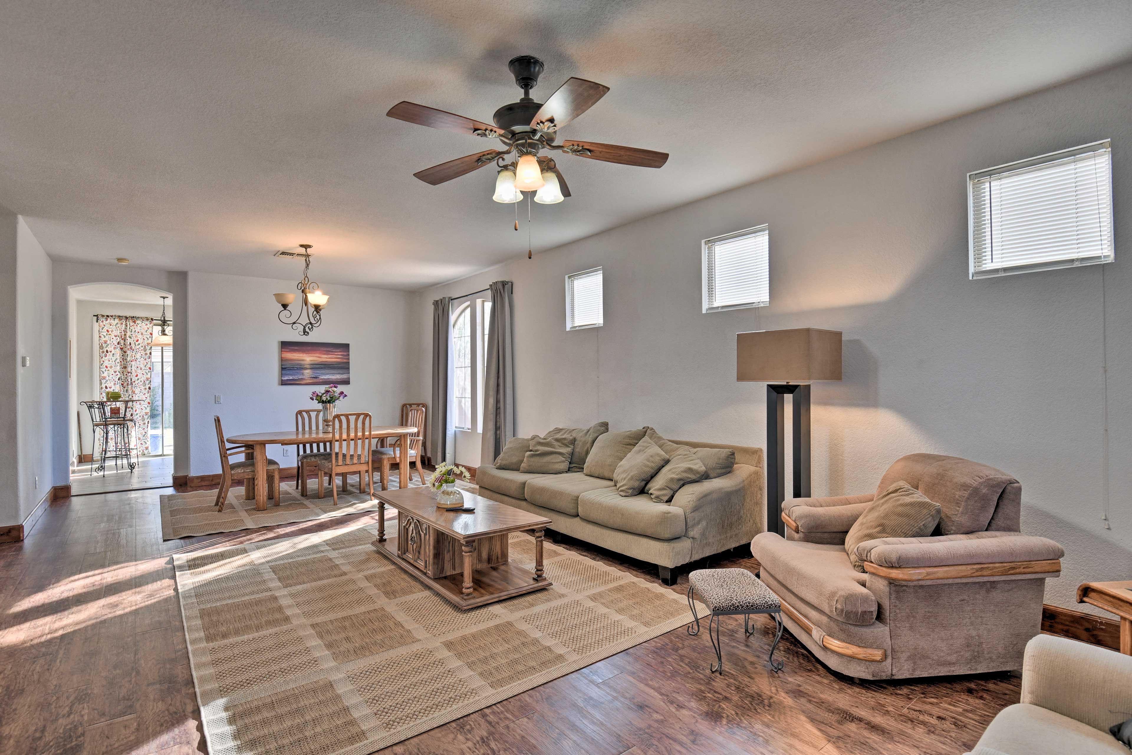This vacation rental boasts 3 bedrooms, 2 bathrooms, and sleeps 6!