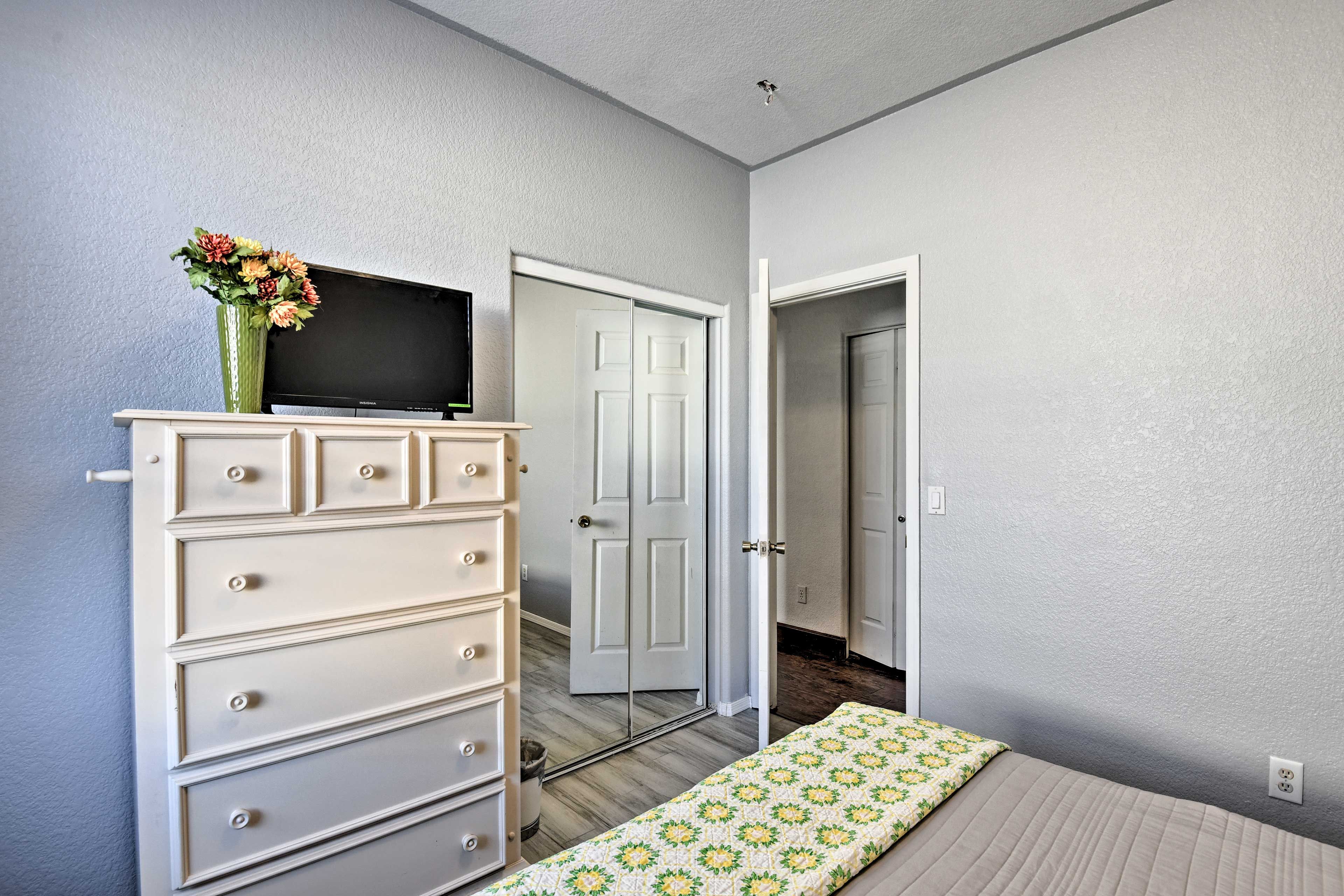Drift off to sleep with your favorite movie playing on the flat-screen cable TV.
