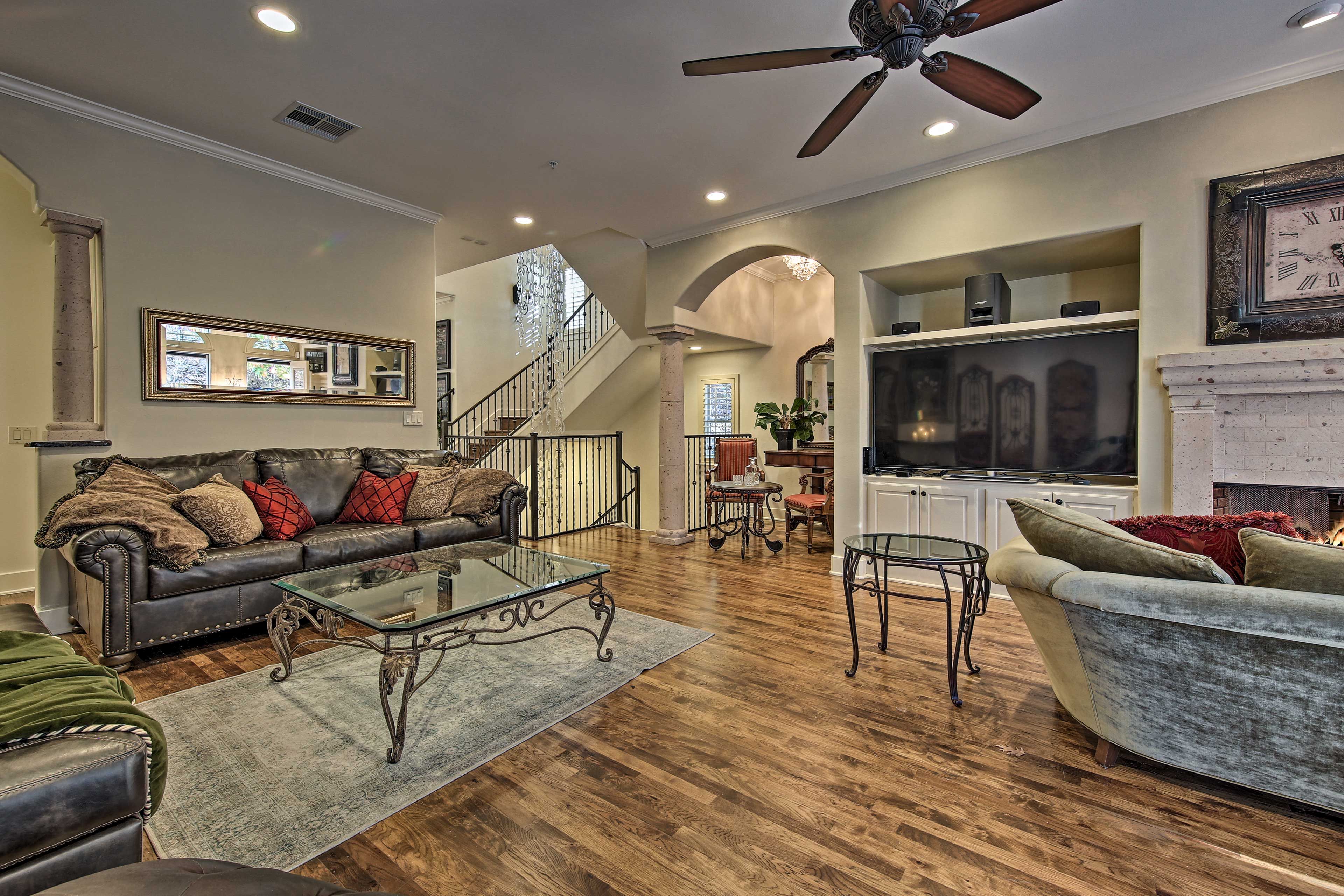 This gorgeous town home is 3 stories.