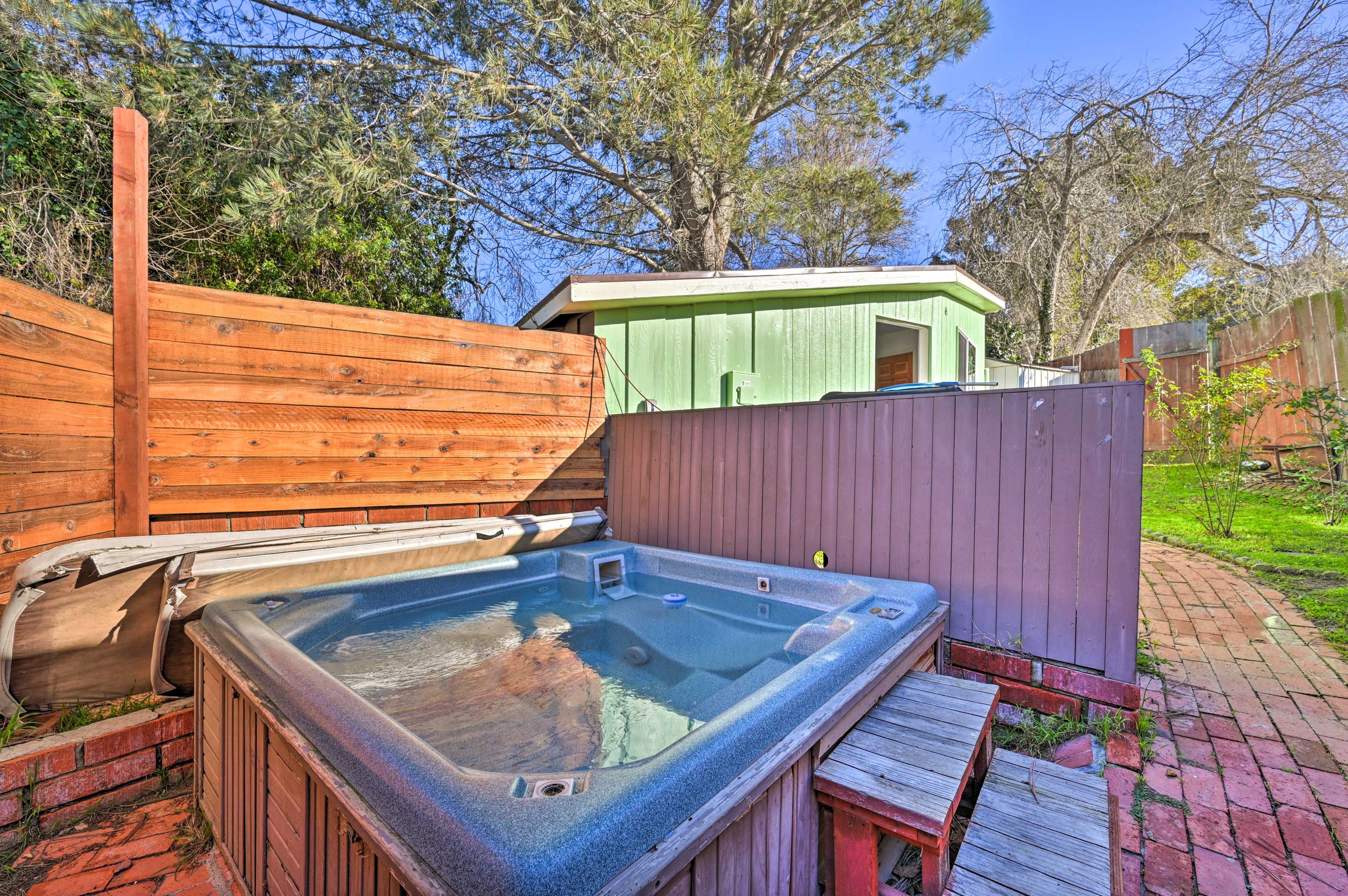 Backyard | Hot Tub