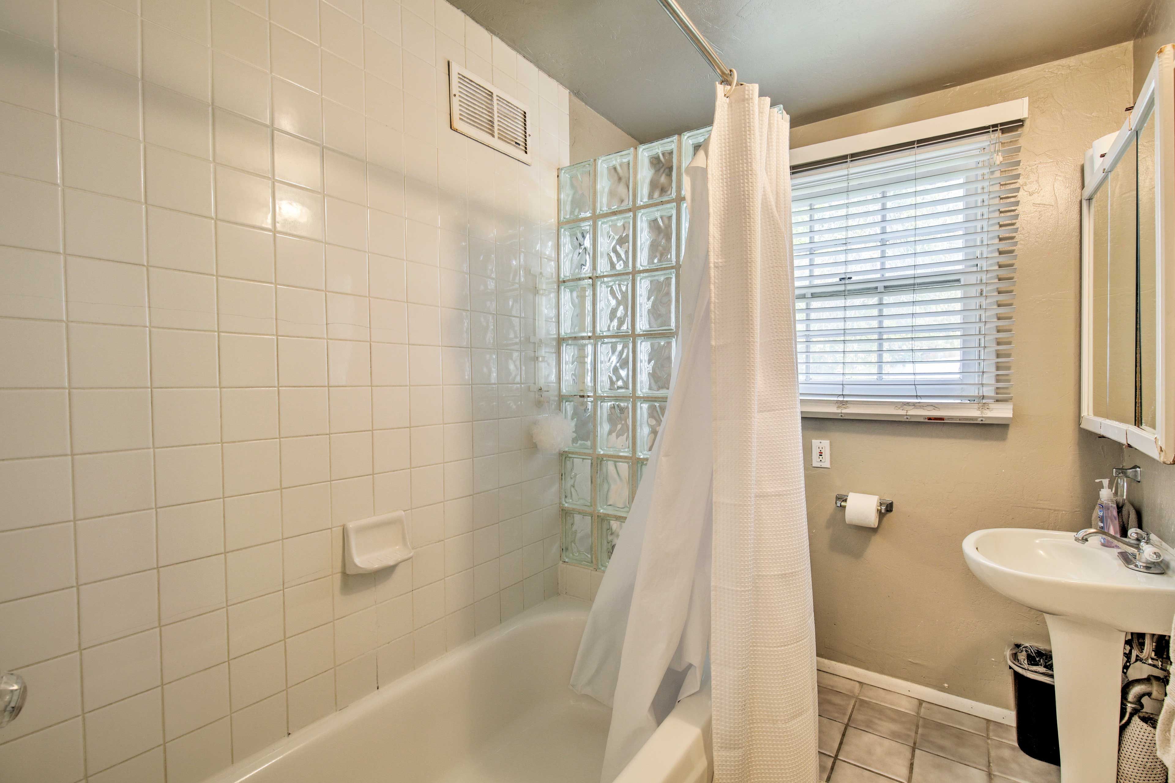 Full Bathroom
