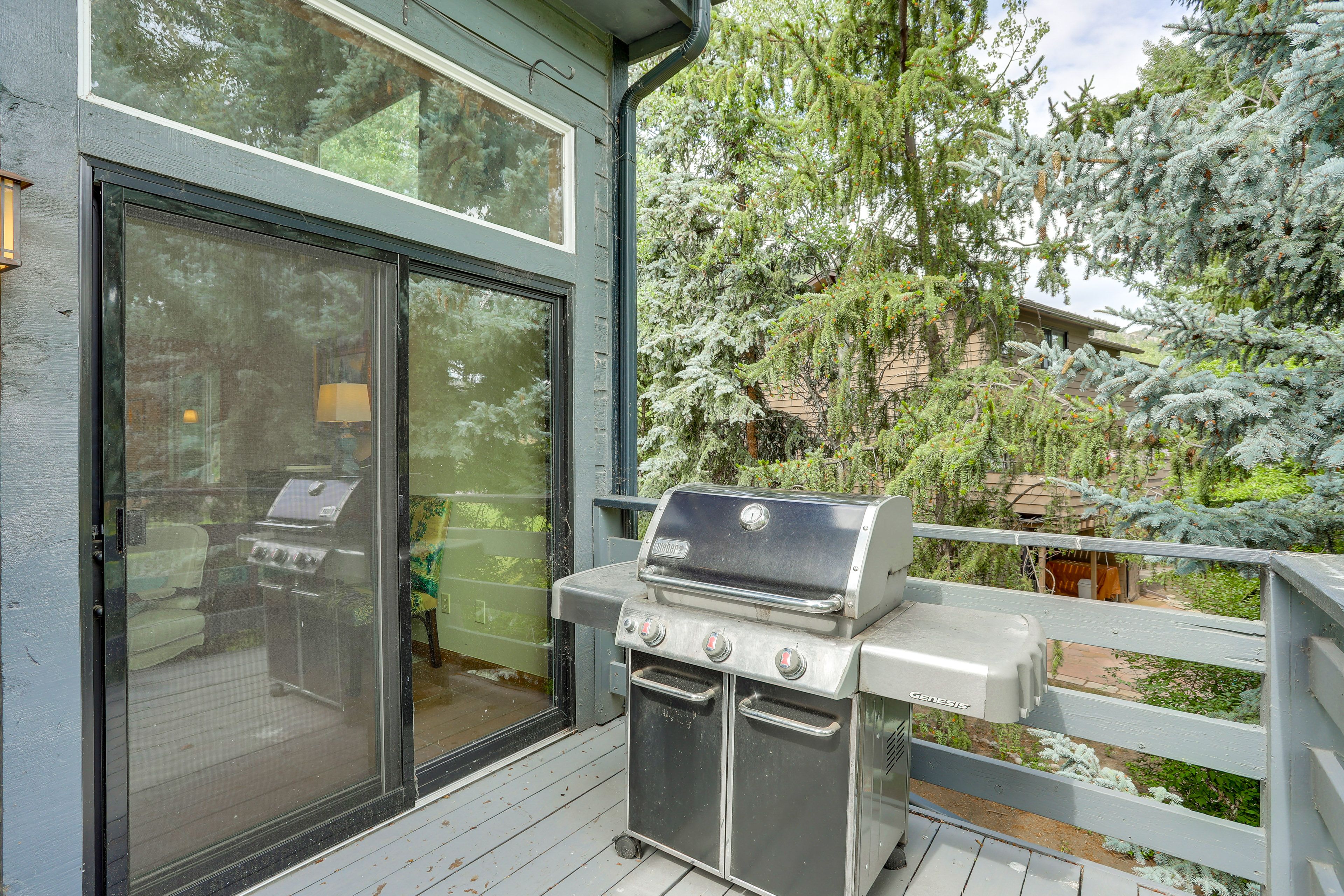 Deck | Gas Grill