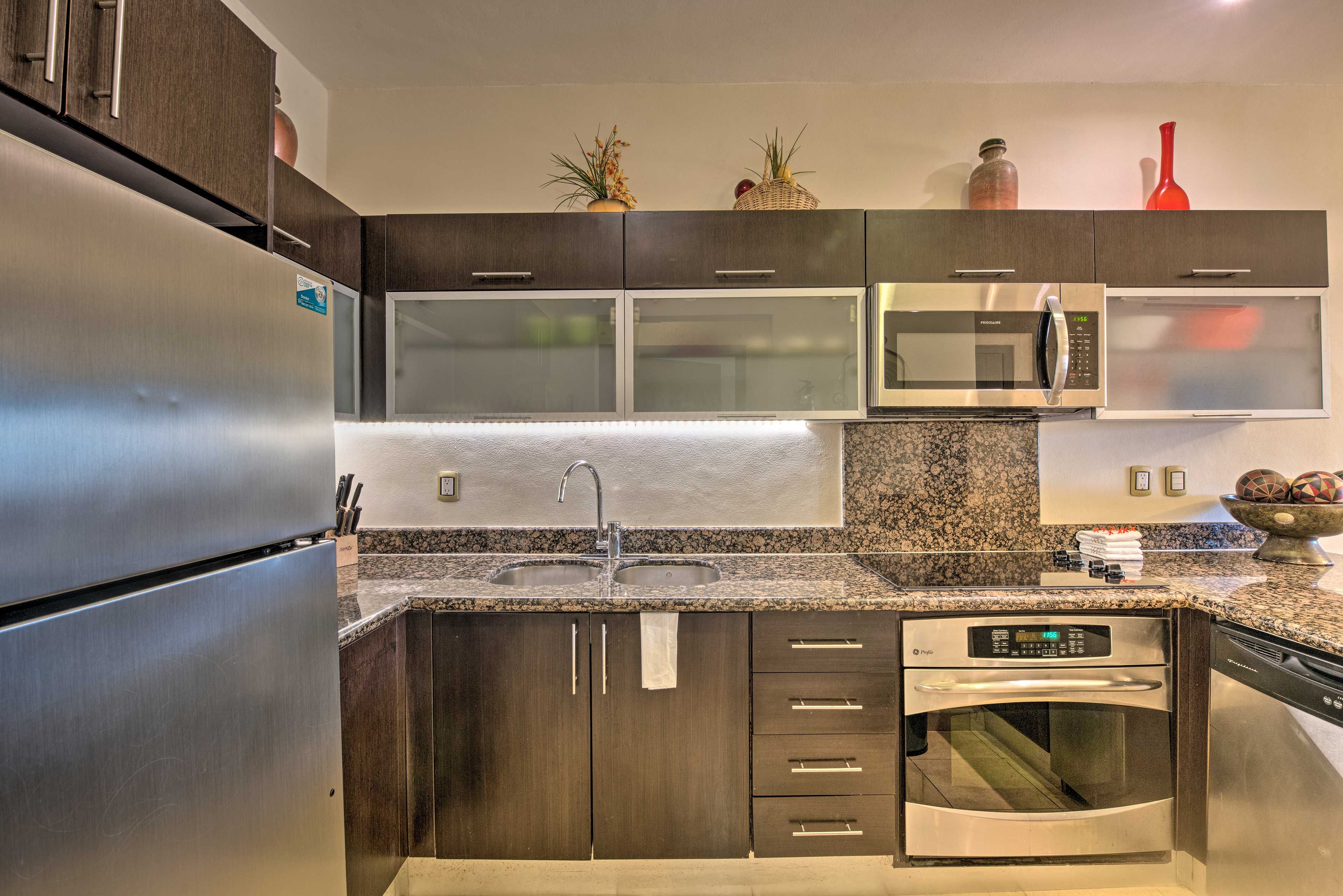 Kitchen | Blender | Coffee Maker | Toaster | Spices