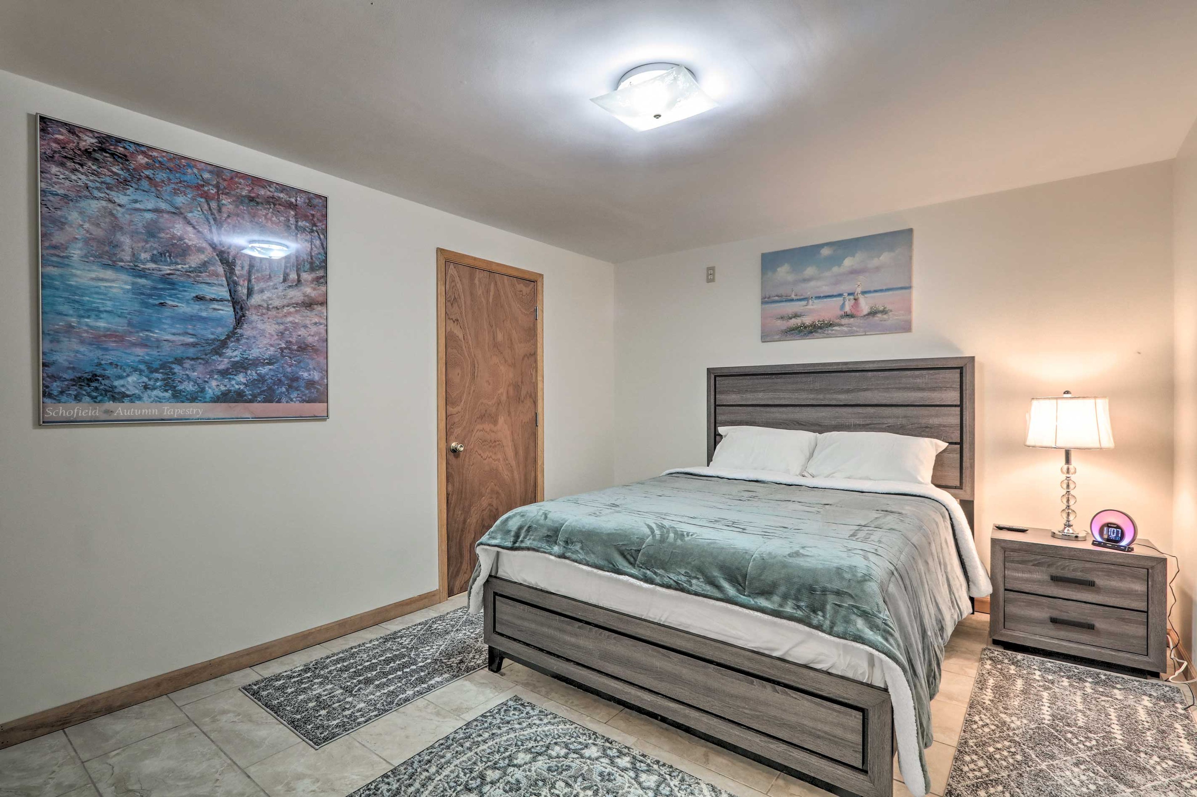 Bedroom 1 | Full Bed | 1st Floor