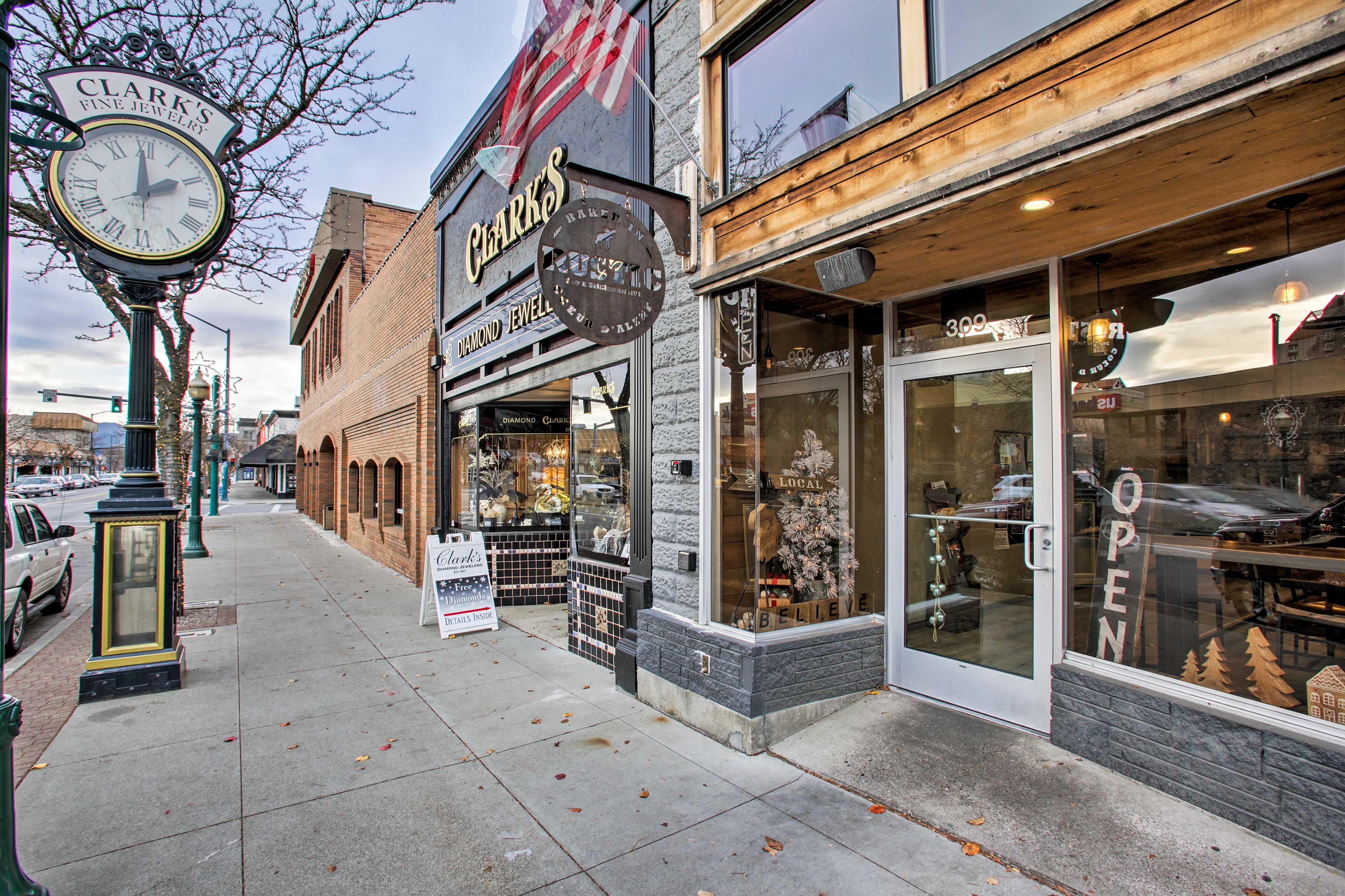 Head downtown and explore quaint shopping and dining options.