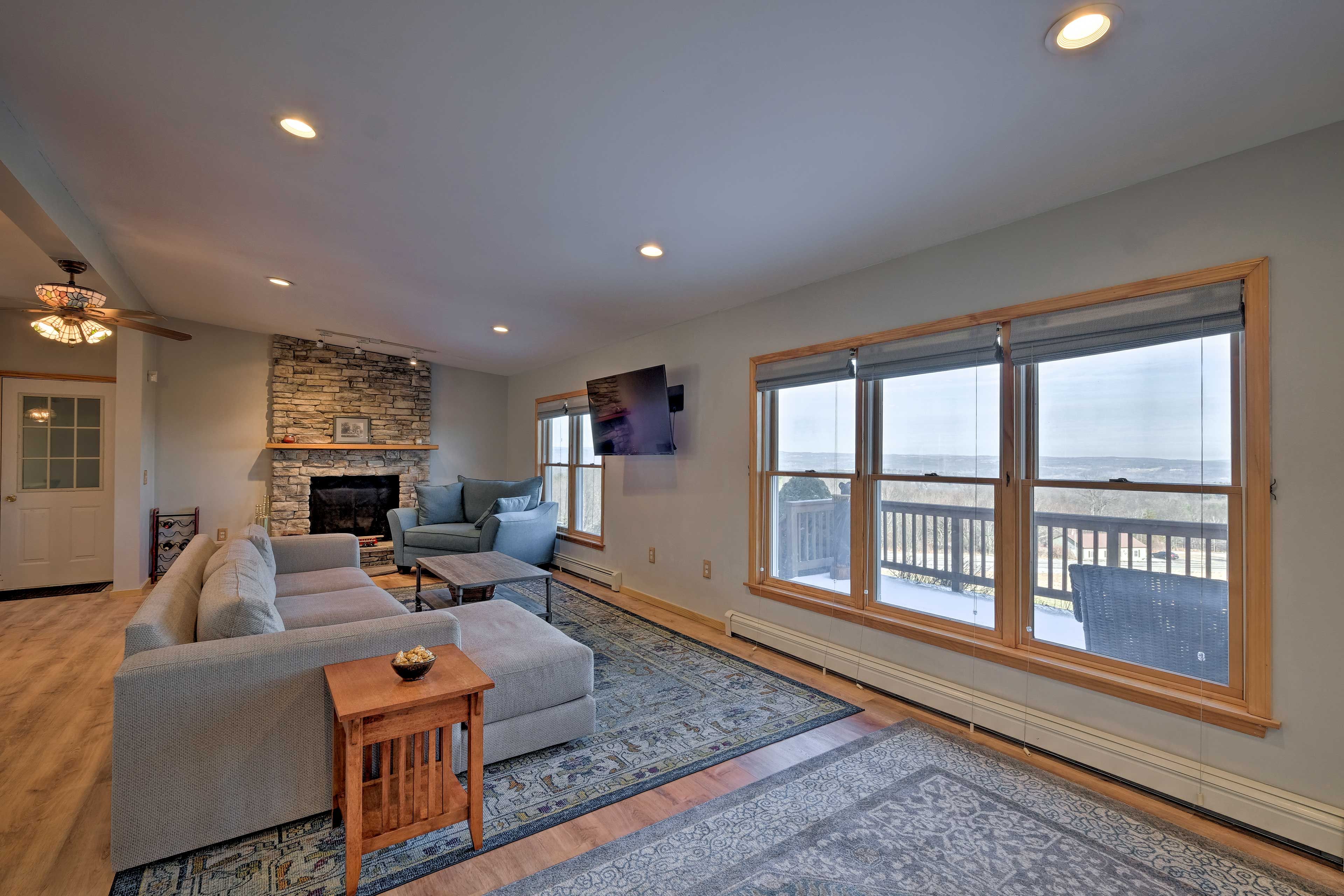 Cornwallville Vacation Rental | 3BR | 2.5BA | Stairs Required | 2,100 Sq Ft