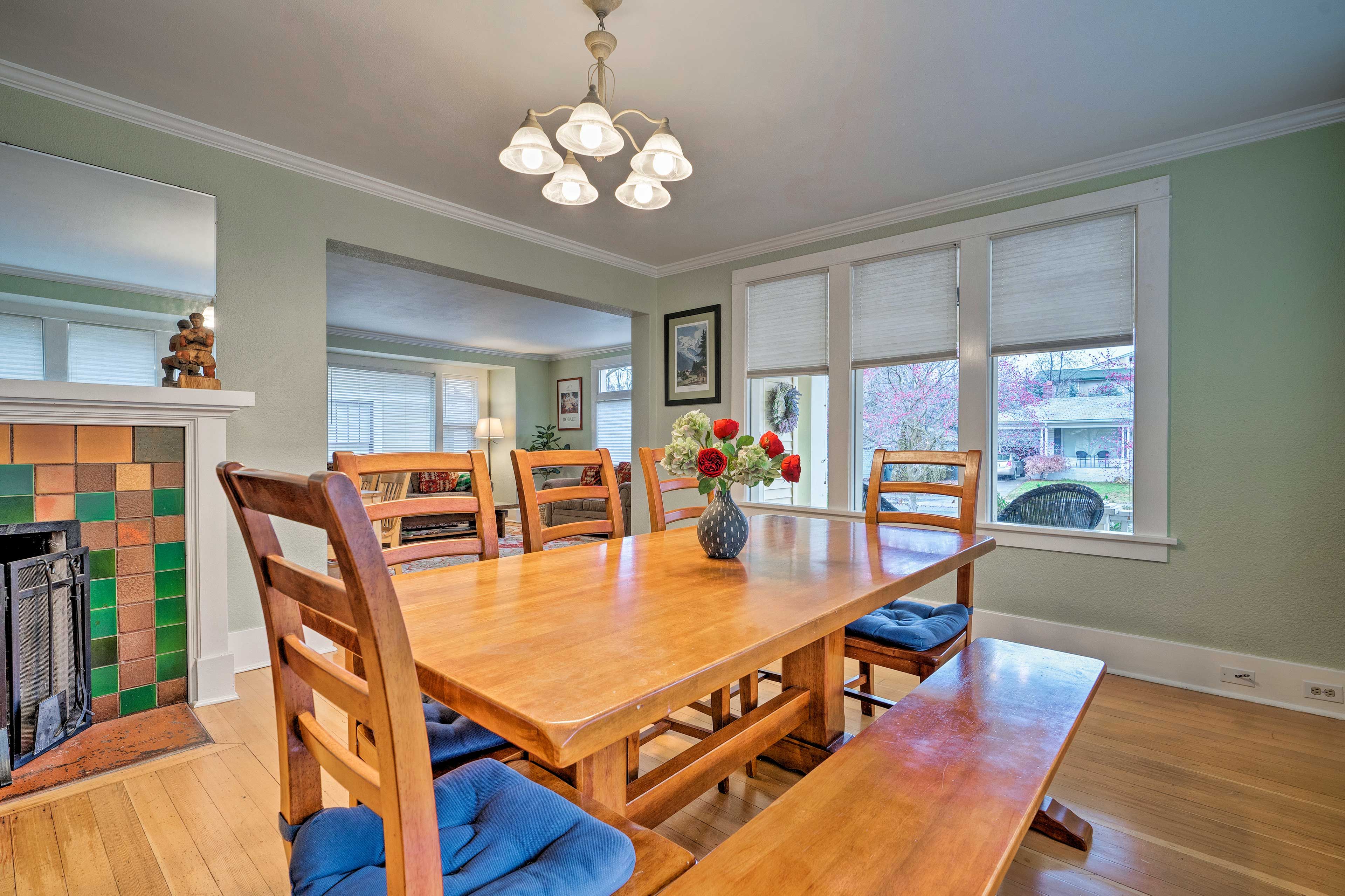 Dining Area | Dishes & Flatware Provided | Fireplace