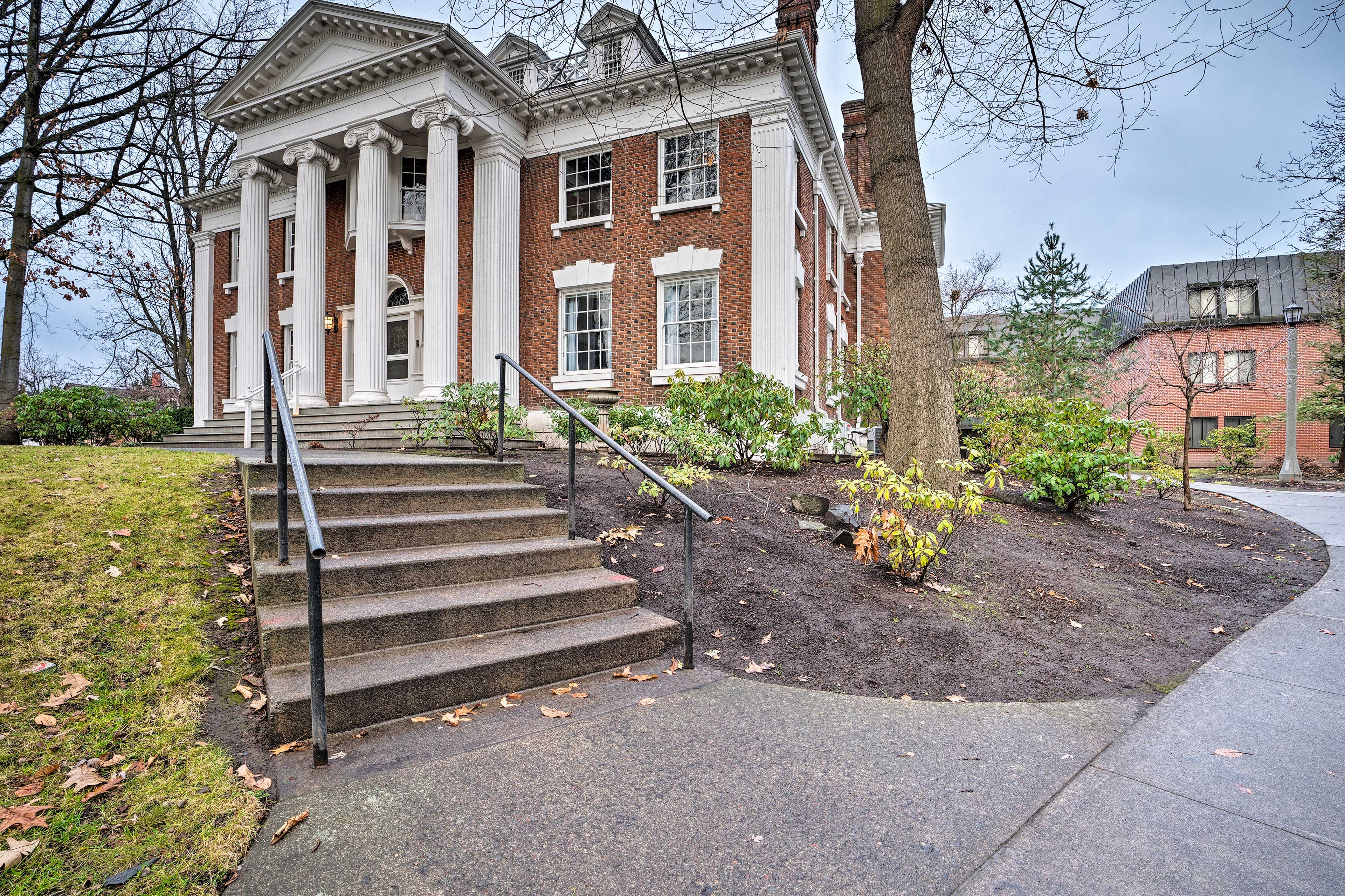 Whitman College | Walking Distance