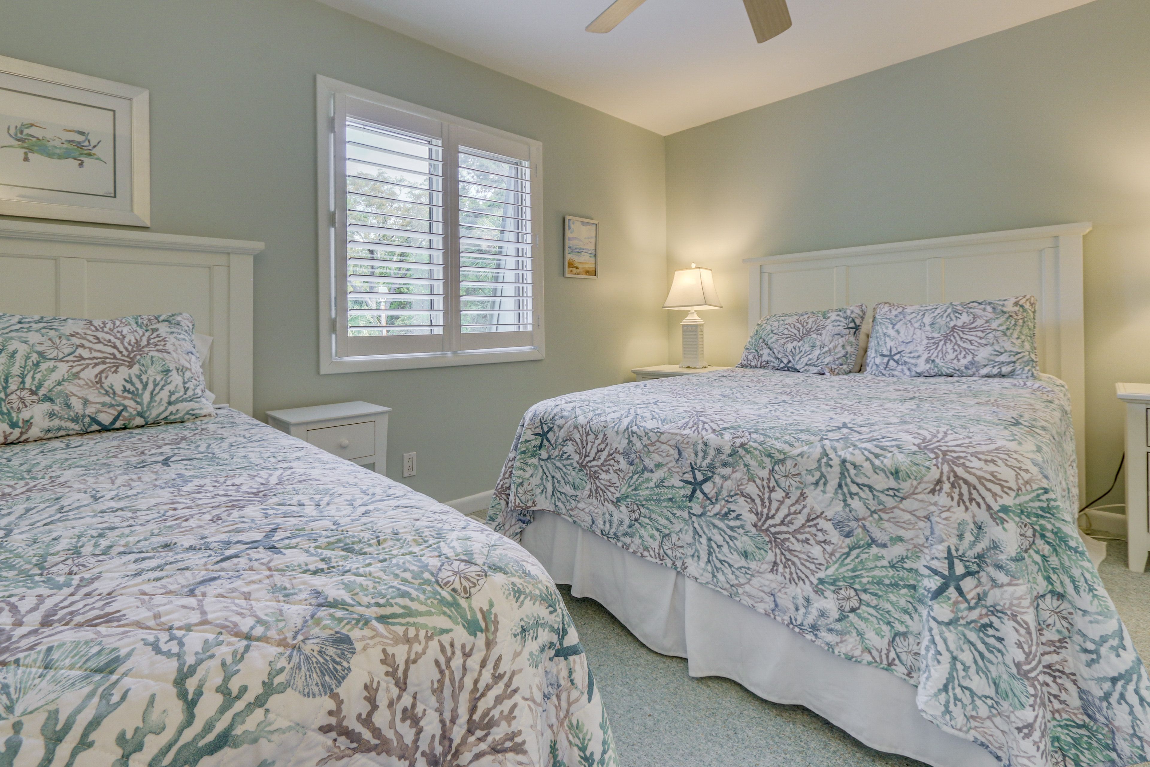 Bedroom 2 | Queen Bed | Twin Bed