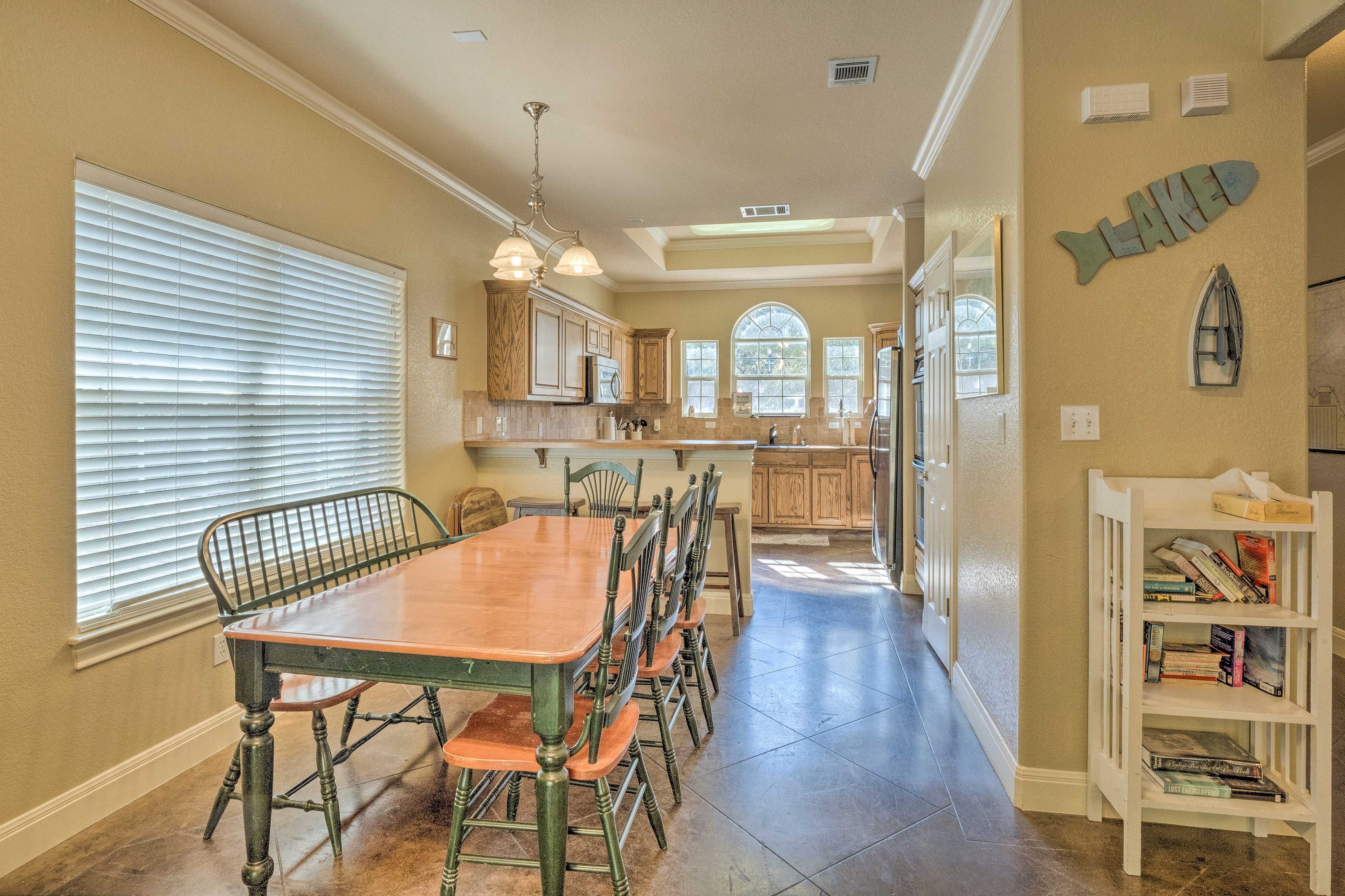 Dining Space | Dishware/Flatware
