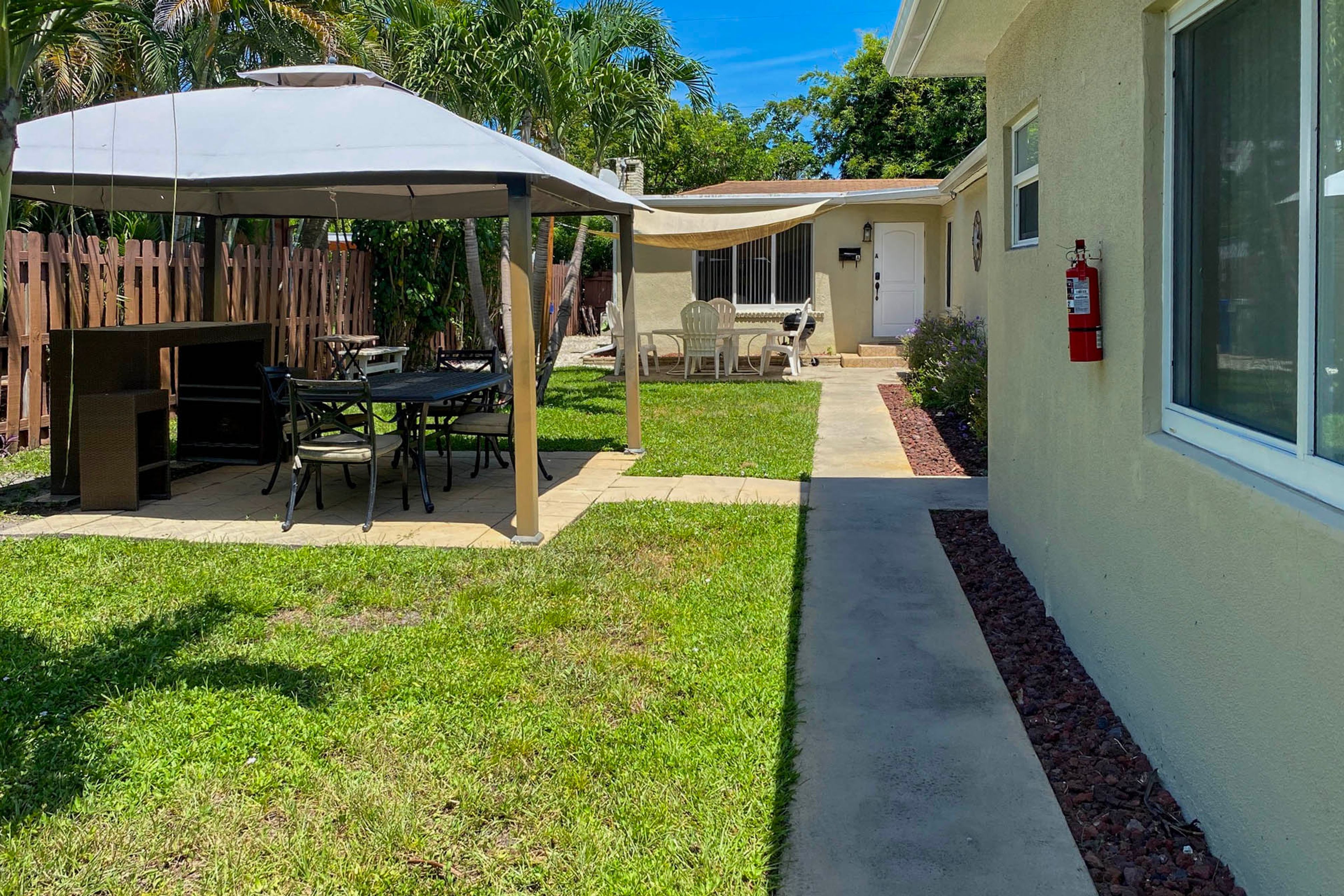 Pompano Beach Vacation Rental | 3BR | 1BA | 690 Sq Ft