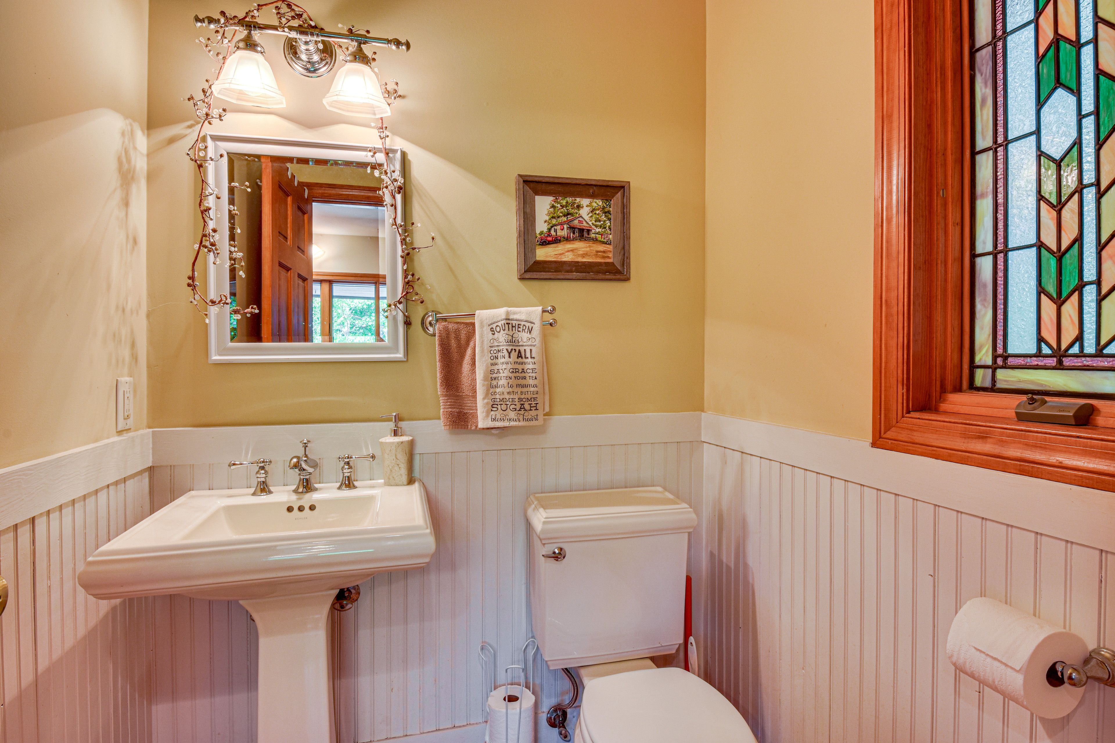 Half Bathroom | Main Floor
