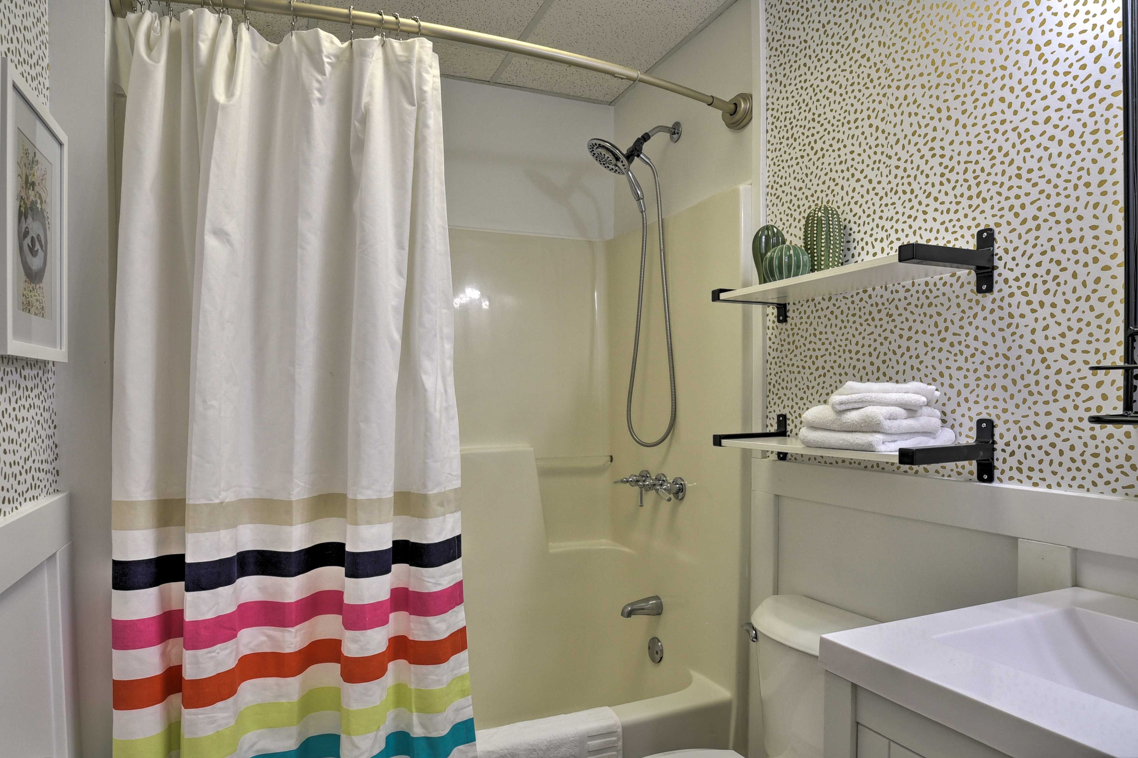 Full Bathroom
