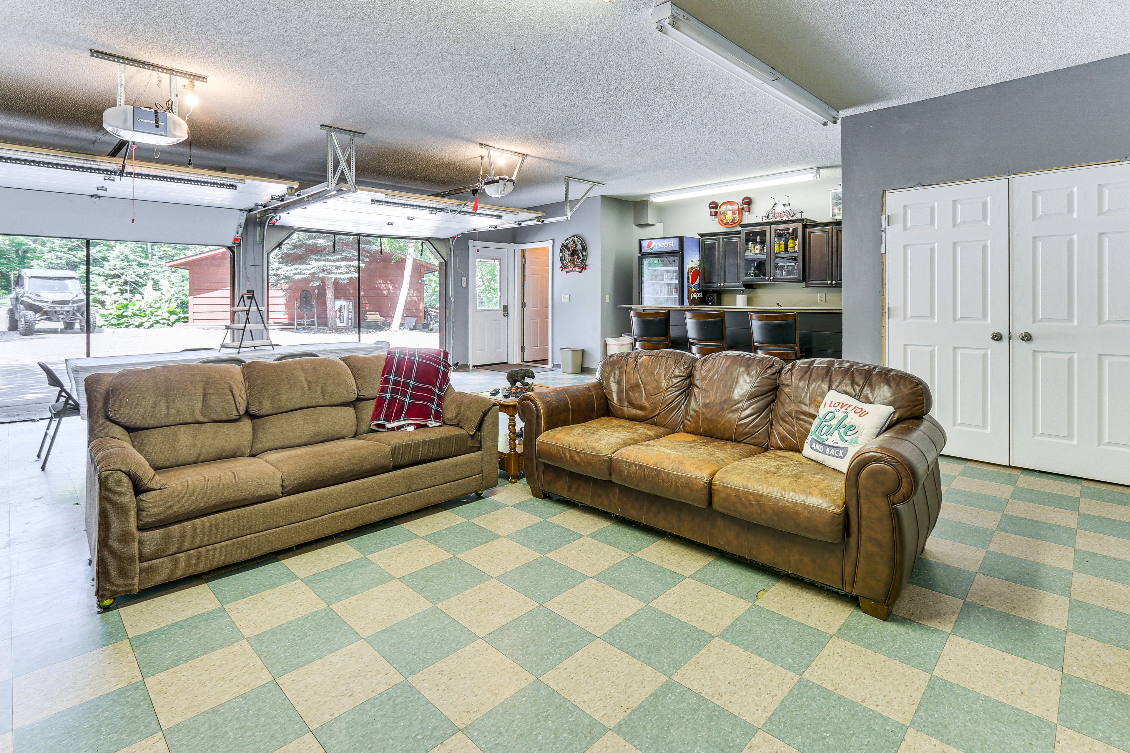 Game Room | Queen Sleeper Sofa | Bar | 1st Floor