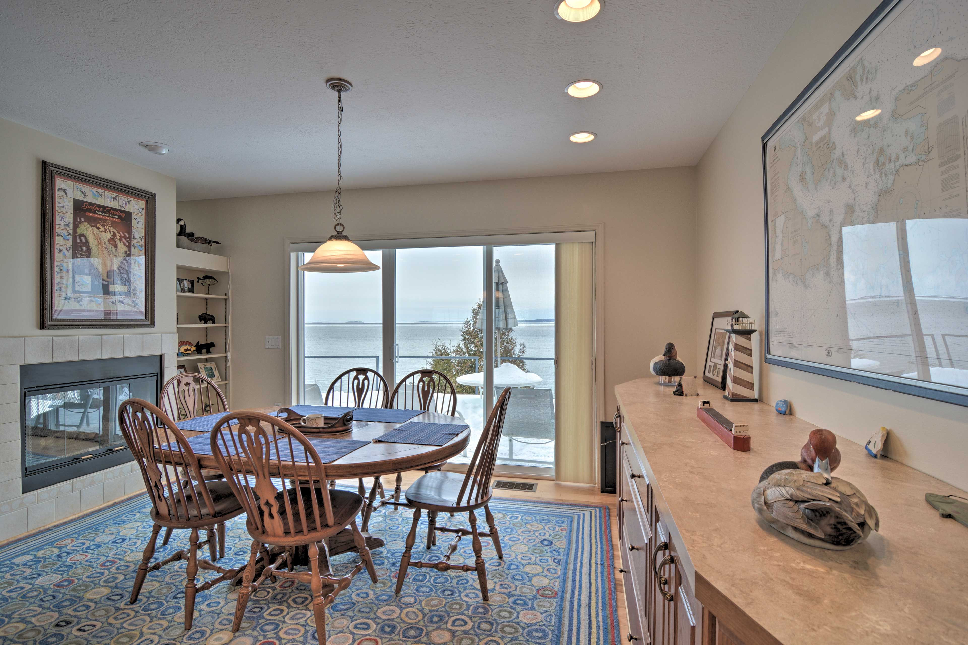 Dining Area | Dishware & Flatware