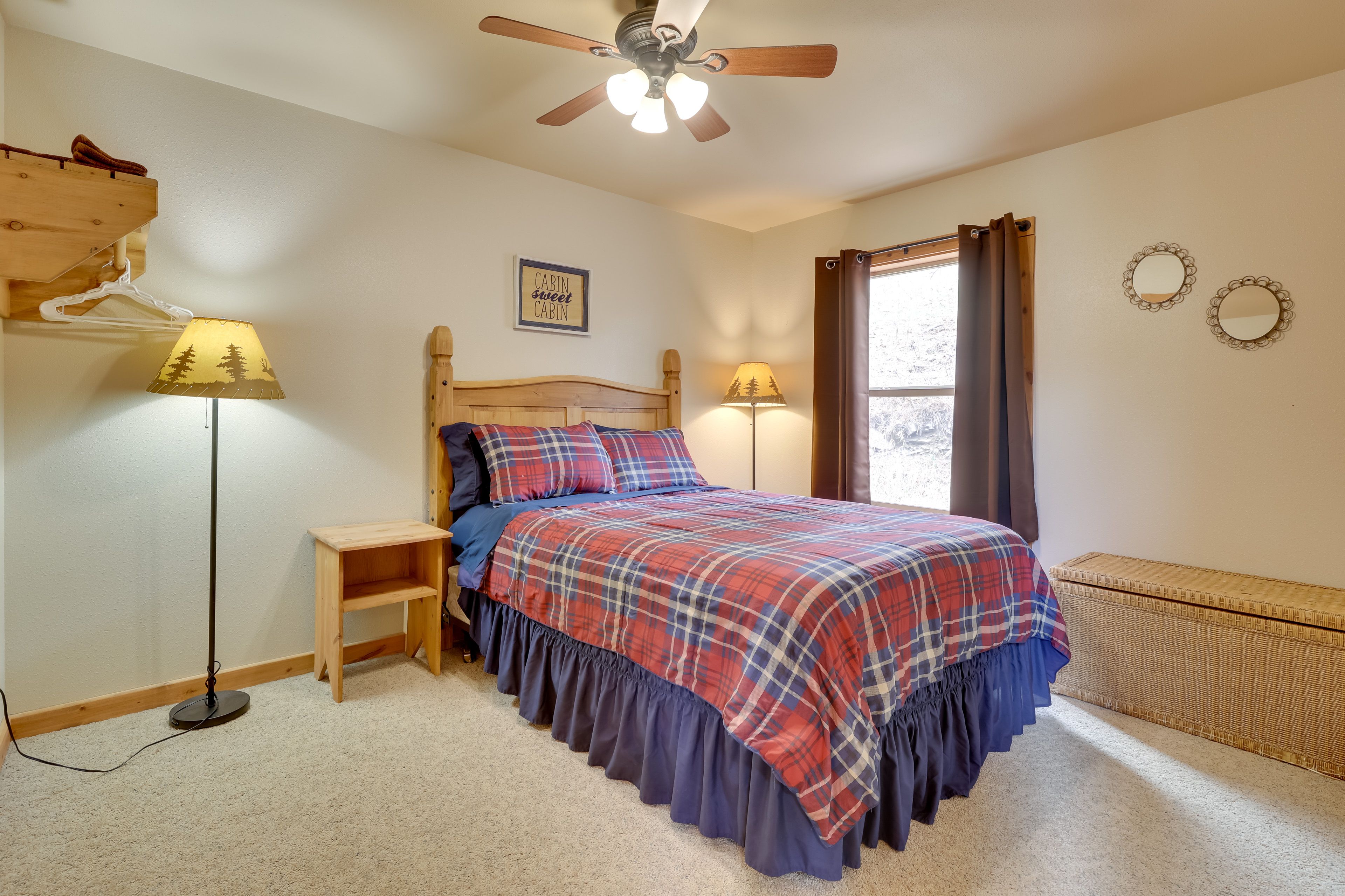 Bedroom 4 | Queen Bed | First Floor