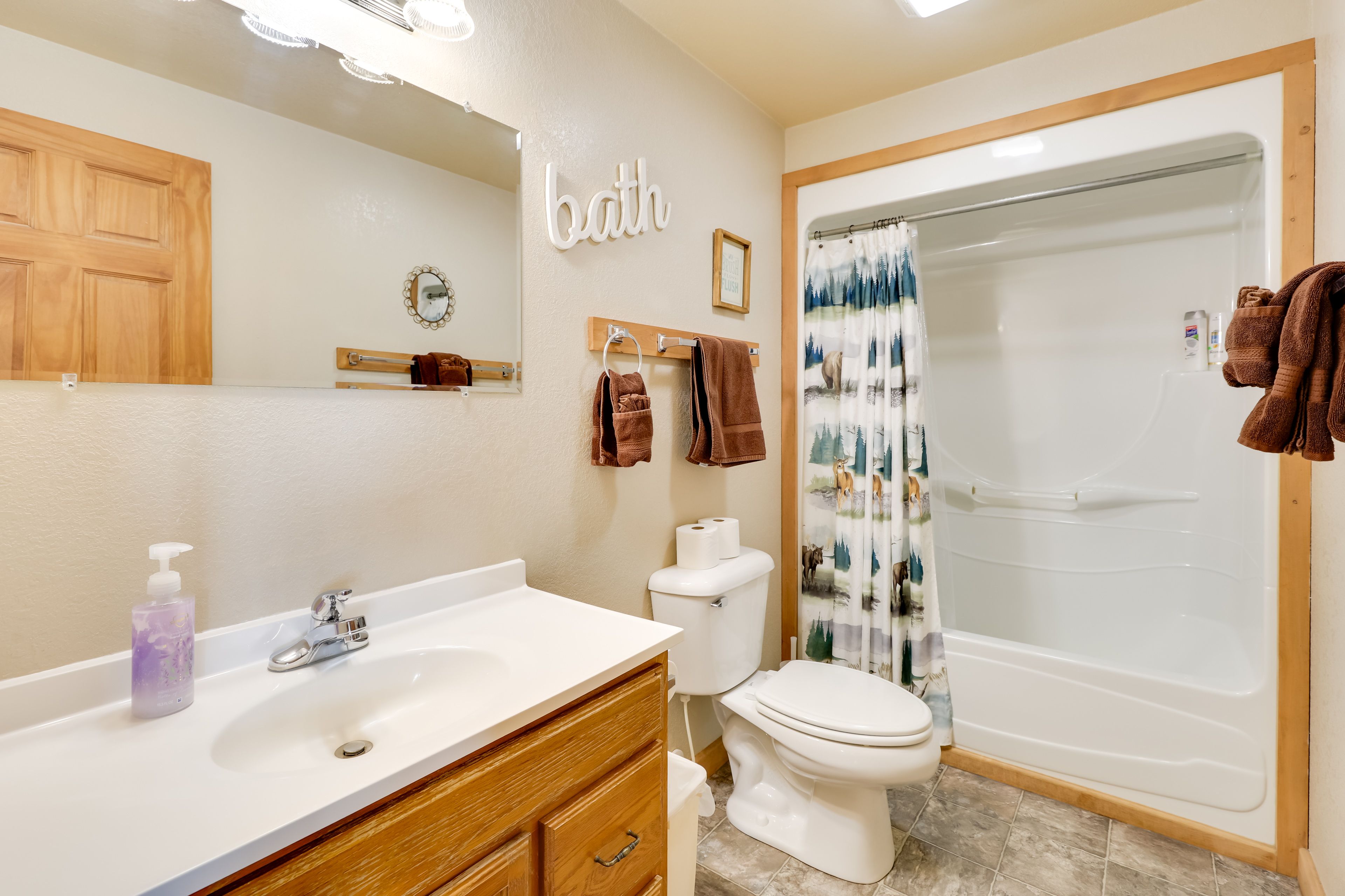Full Bathroom