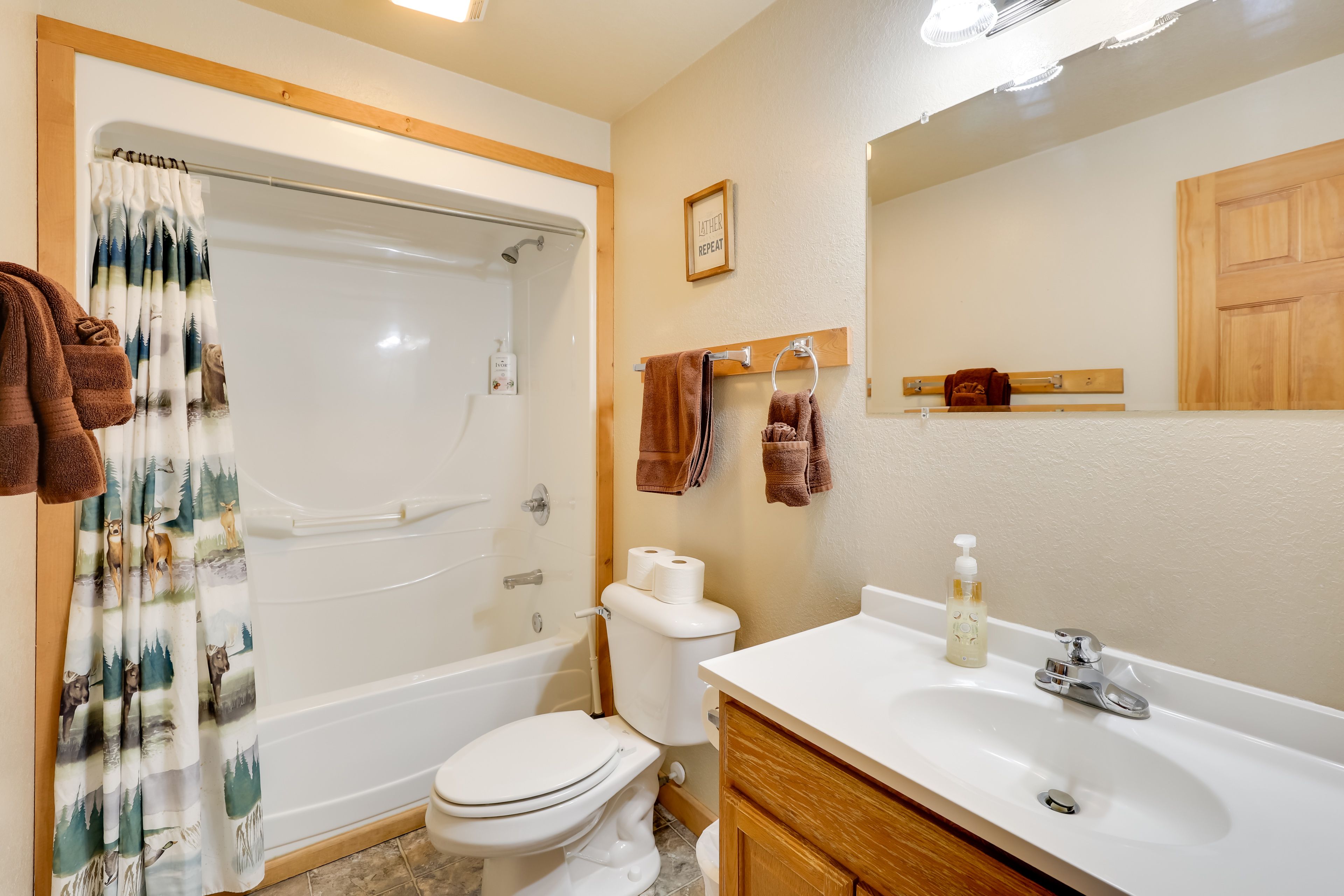 Full Bathroom
