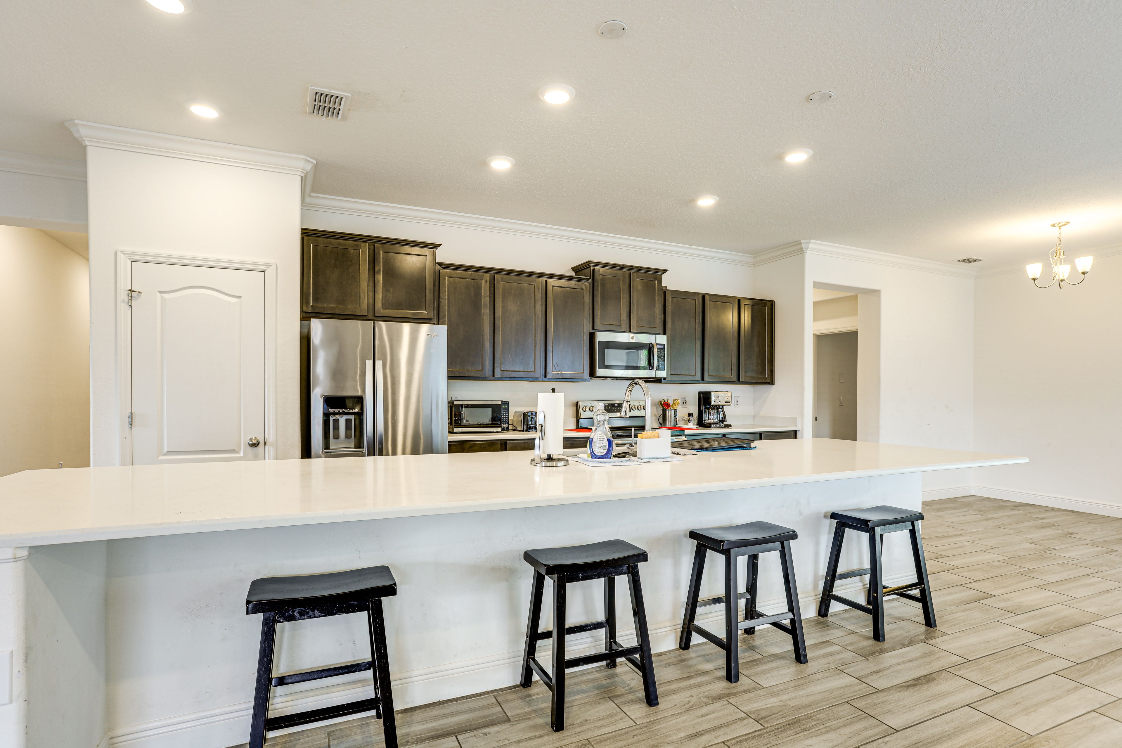 Kitchen | Dual Drip/Single-Serve Coffee Maker | Dishwasher | Cooking Basics