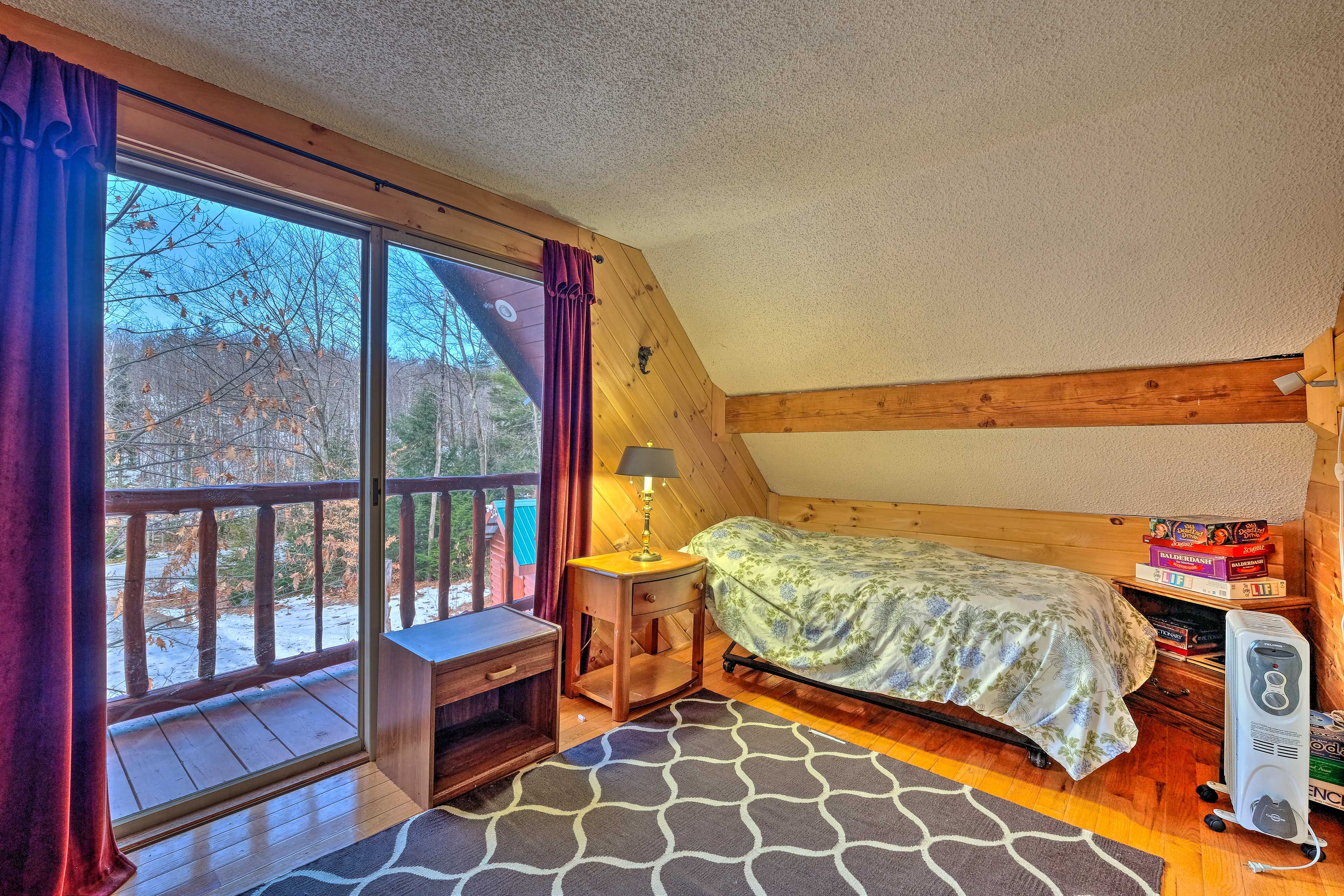 Bedroom 2 | 2 Twin Beds