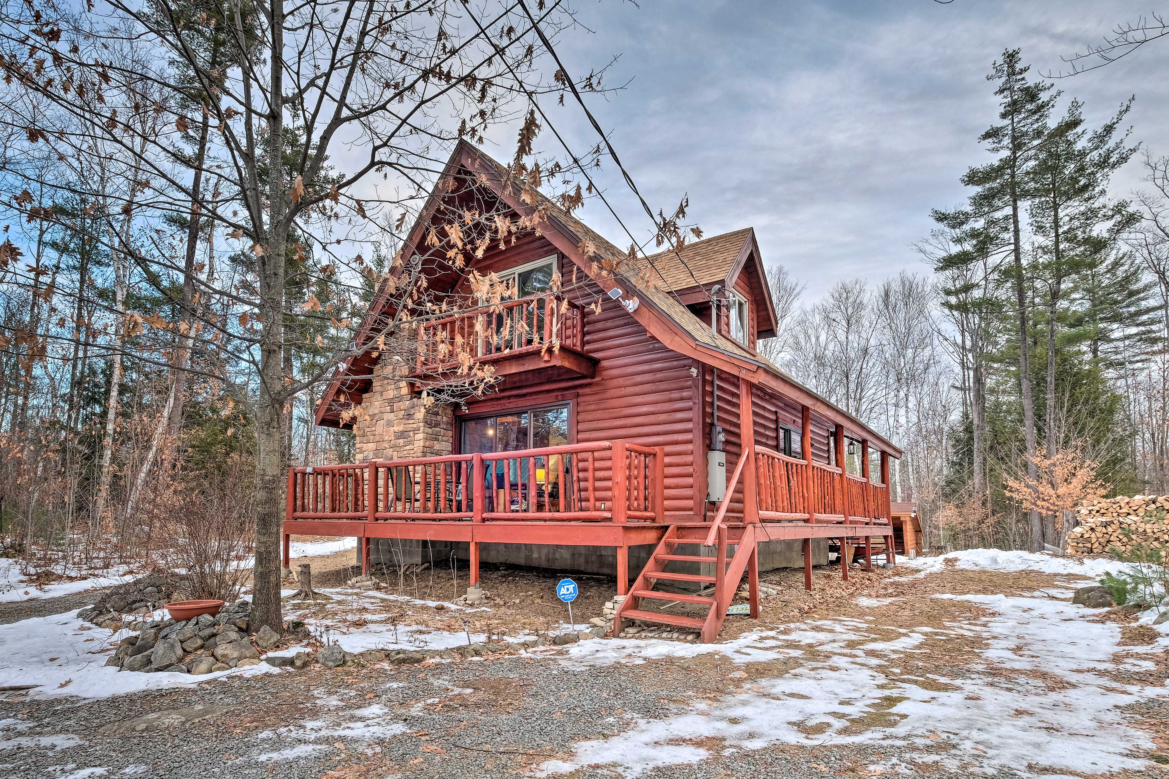 Johnsburg Vacation Rental | 3BR | 2BA | 950 Sq Ft | Stairs Required