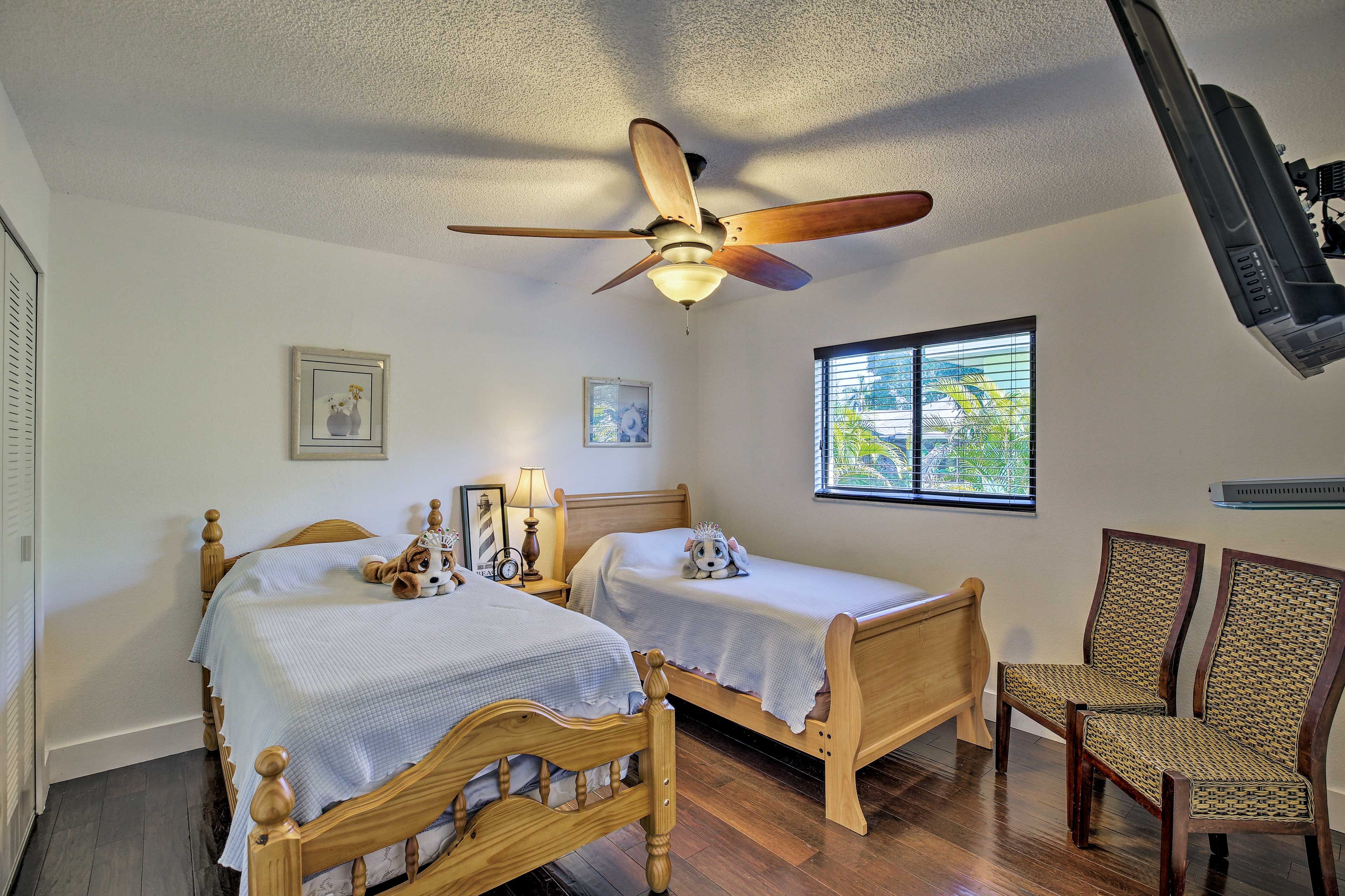 The 3rd bedroom has 2 twin beds - great for kids or siblings!