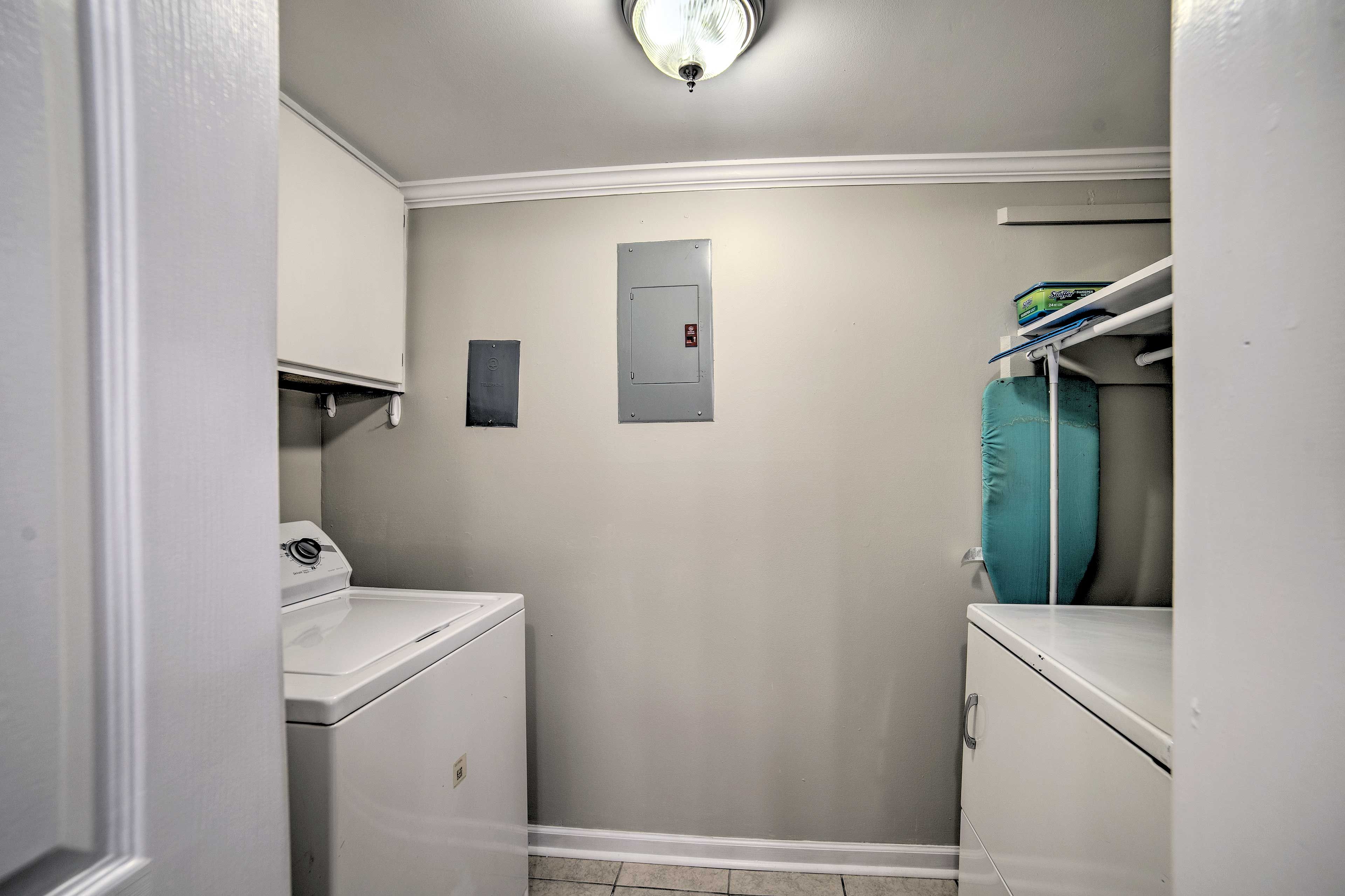 Keep your game day clothes clean with the washer and dryer.
