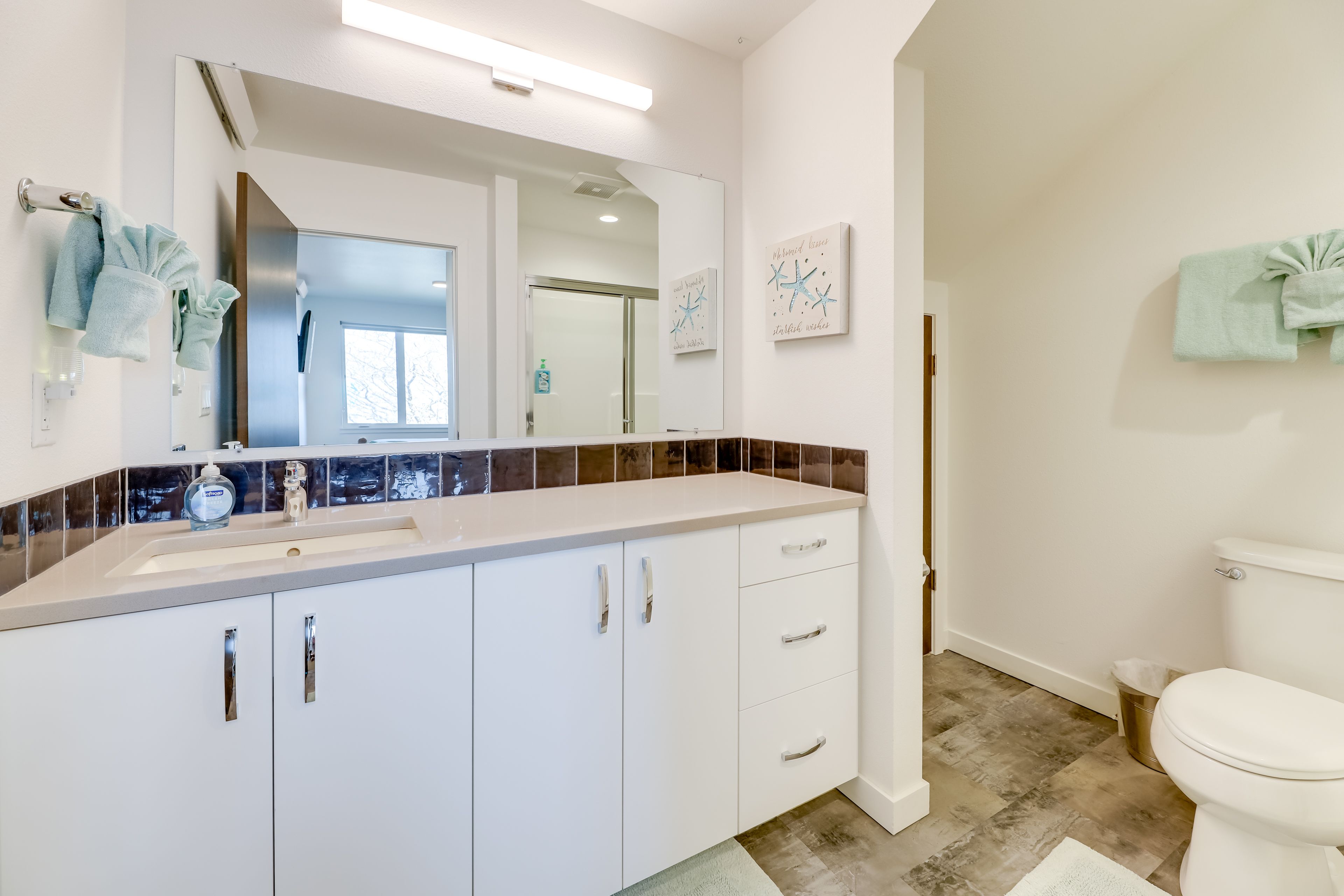 En-Suite Bathroom | Shower | 1st Floor