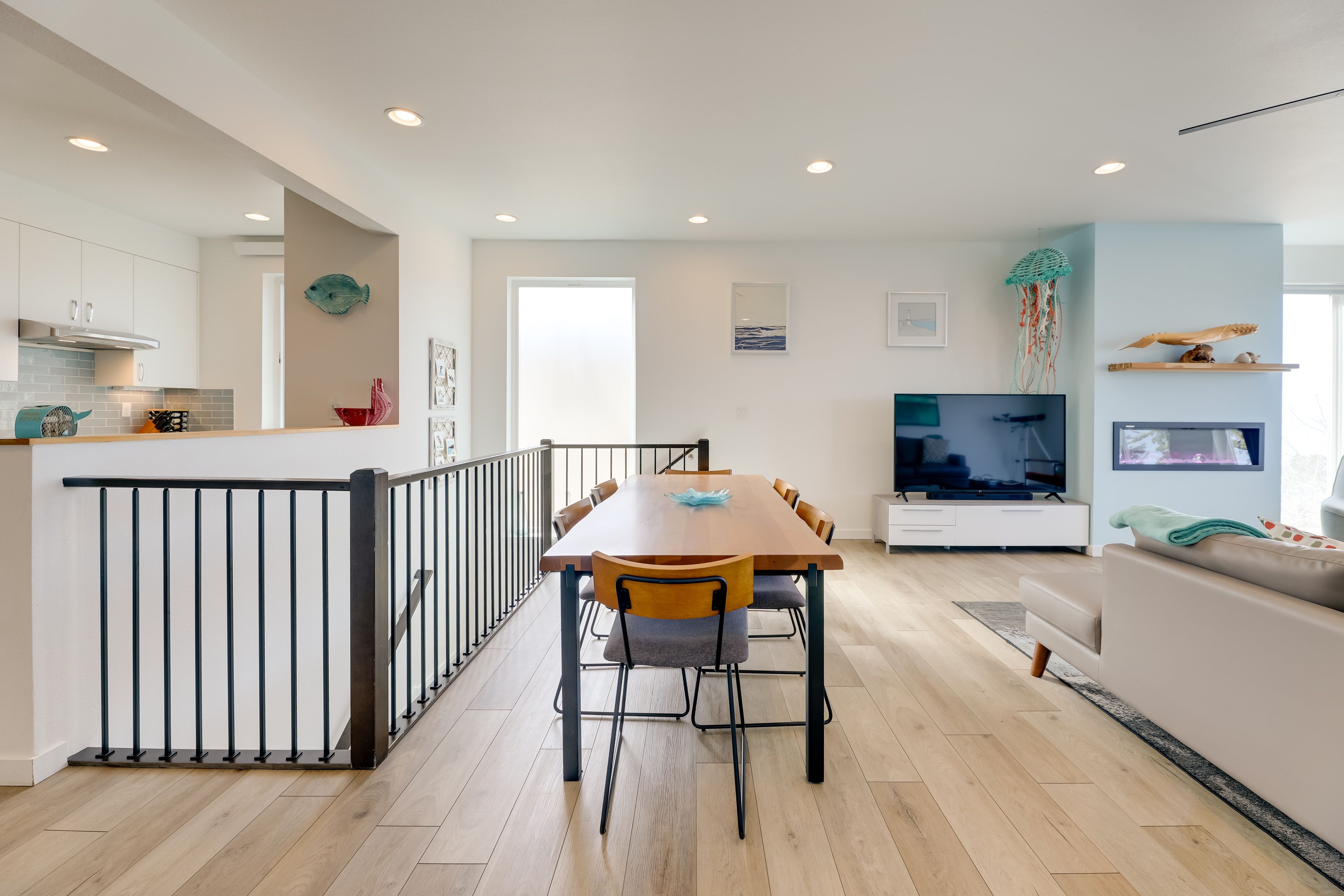 Dining Area | Dishware/Flatware Provided | Wine Cooler | 2nd Floor