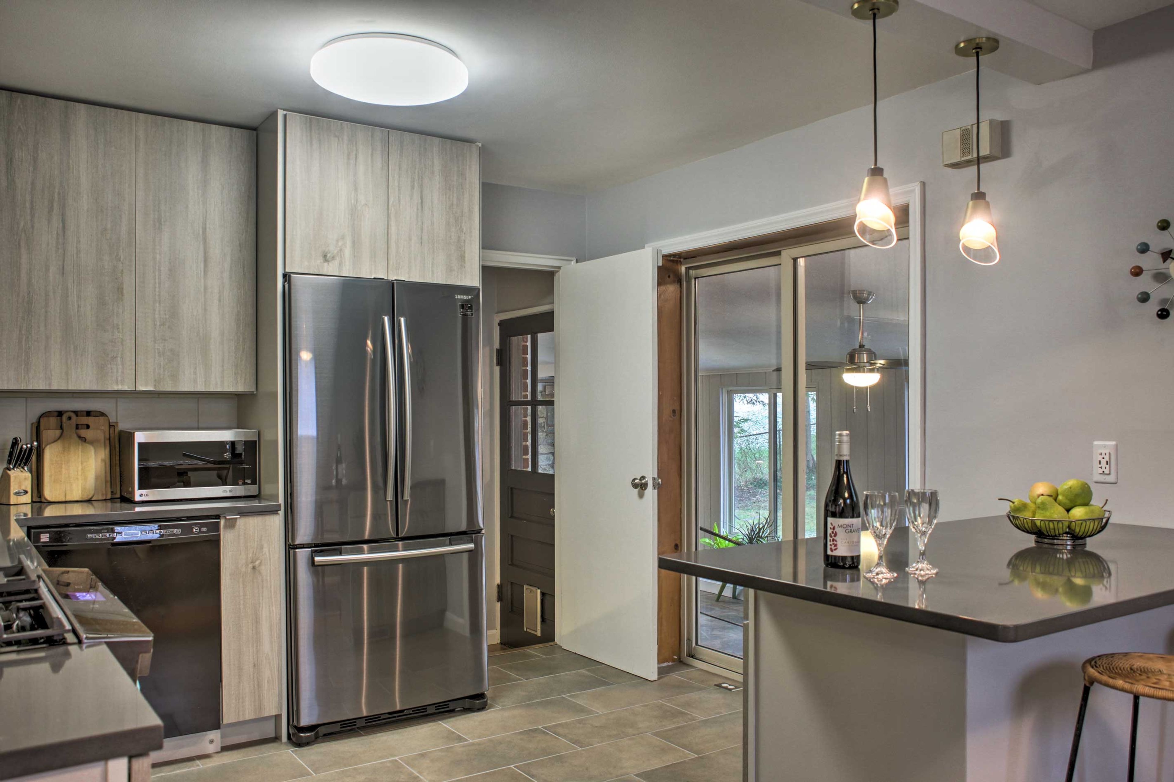 The refirgerator has plenty of space for you to store your snacks and groceries
