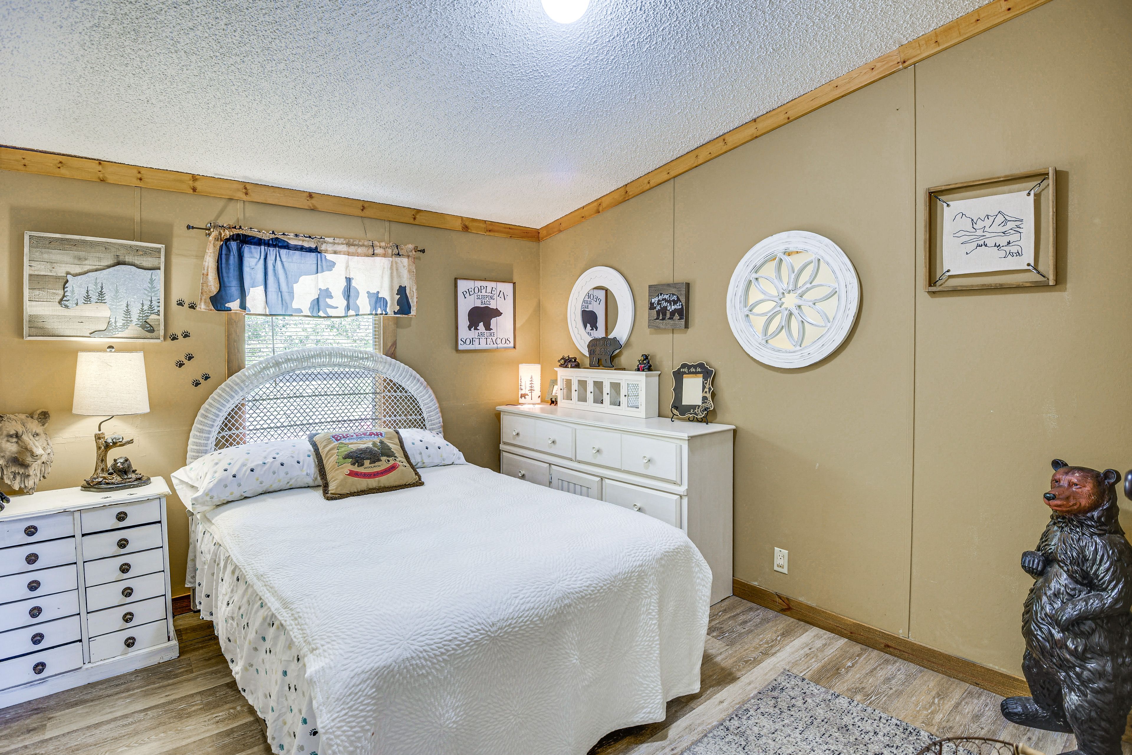 Bedroom 3 | Full Bed