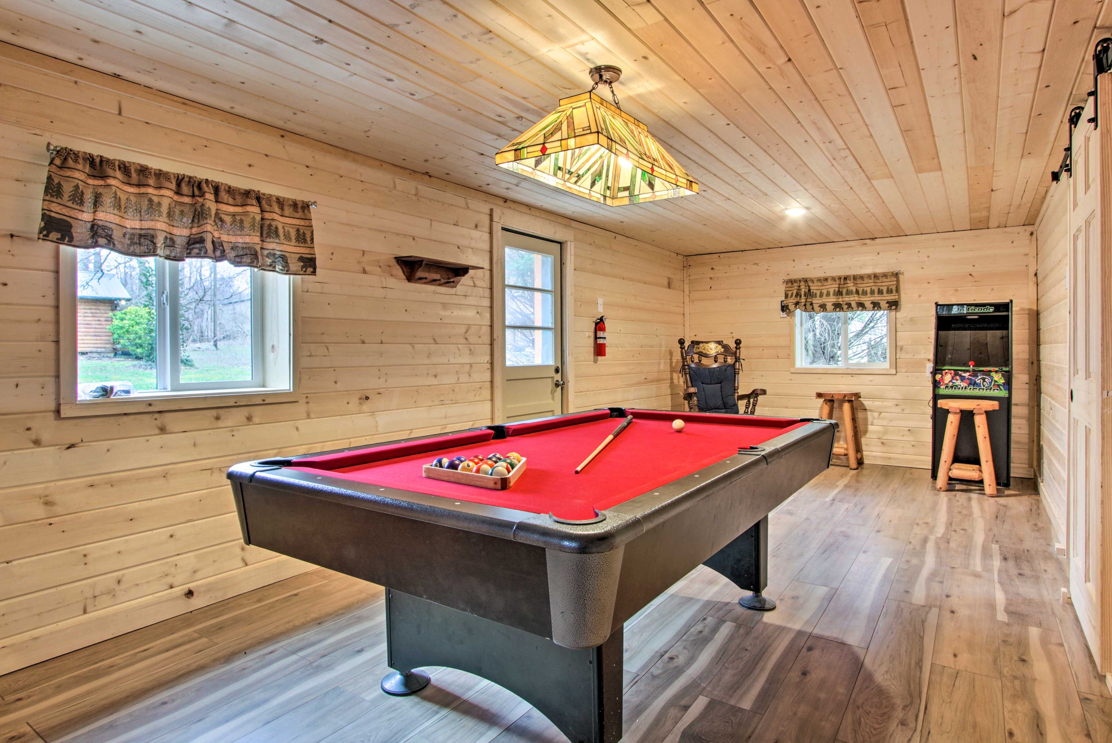 Game Room | Pool Table | Arcade Game