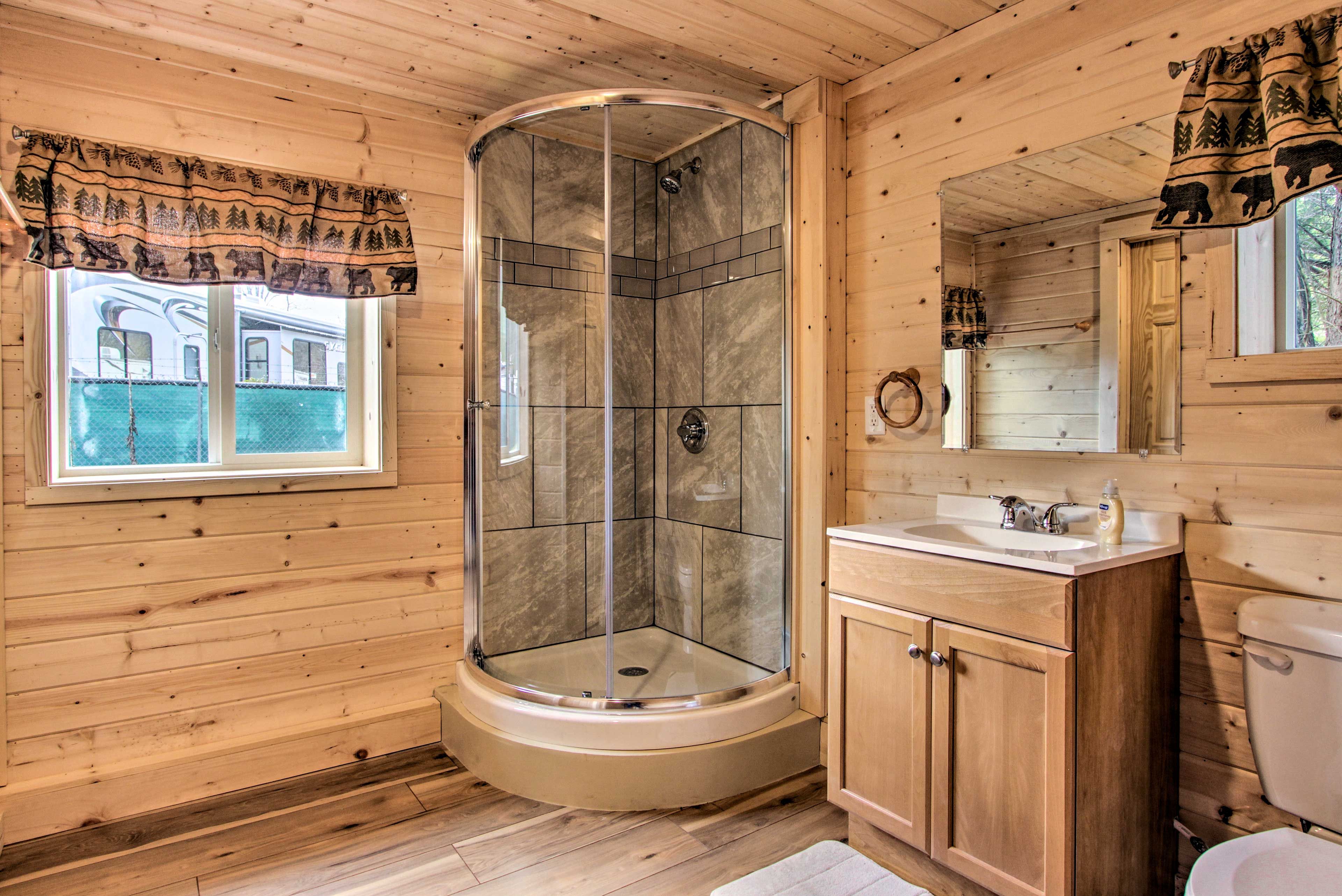 En-Suite Bathroom | Shower