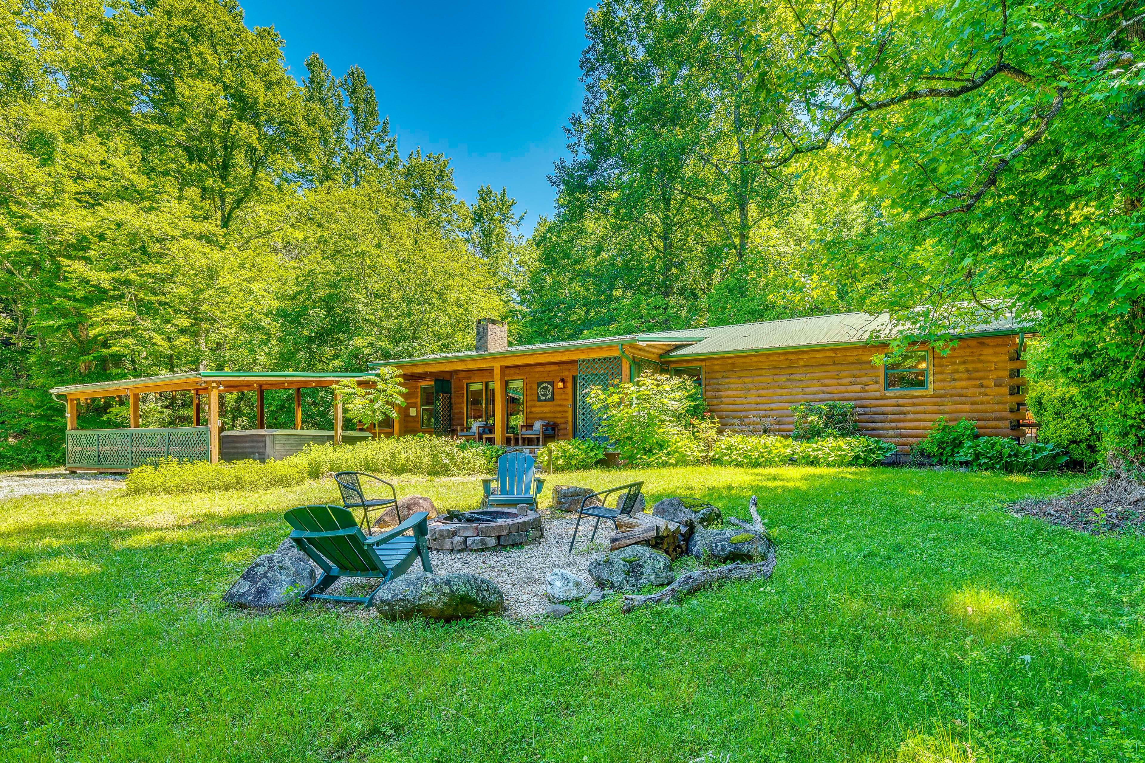 Gatlinburg Vacation Rental | 5BR | 4BA | 2,423 Sq Ft