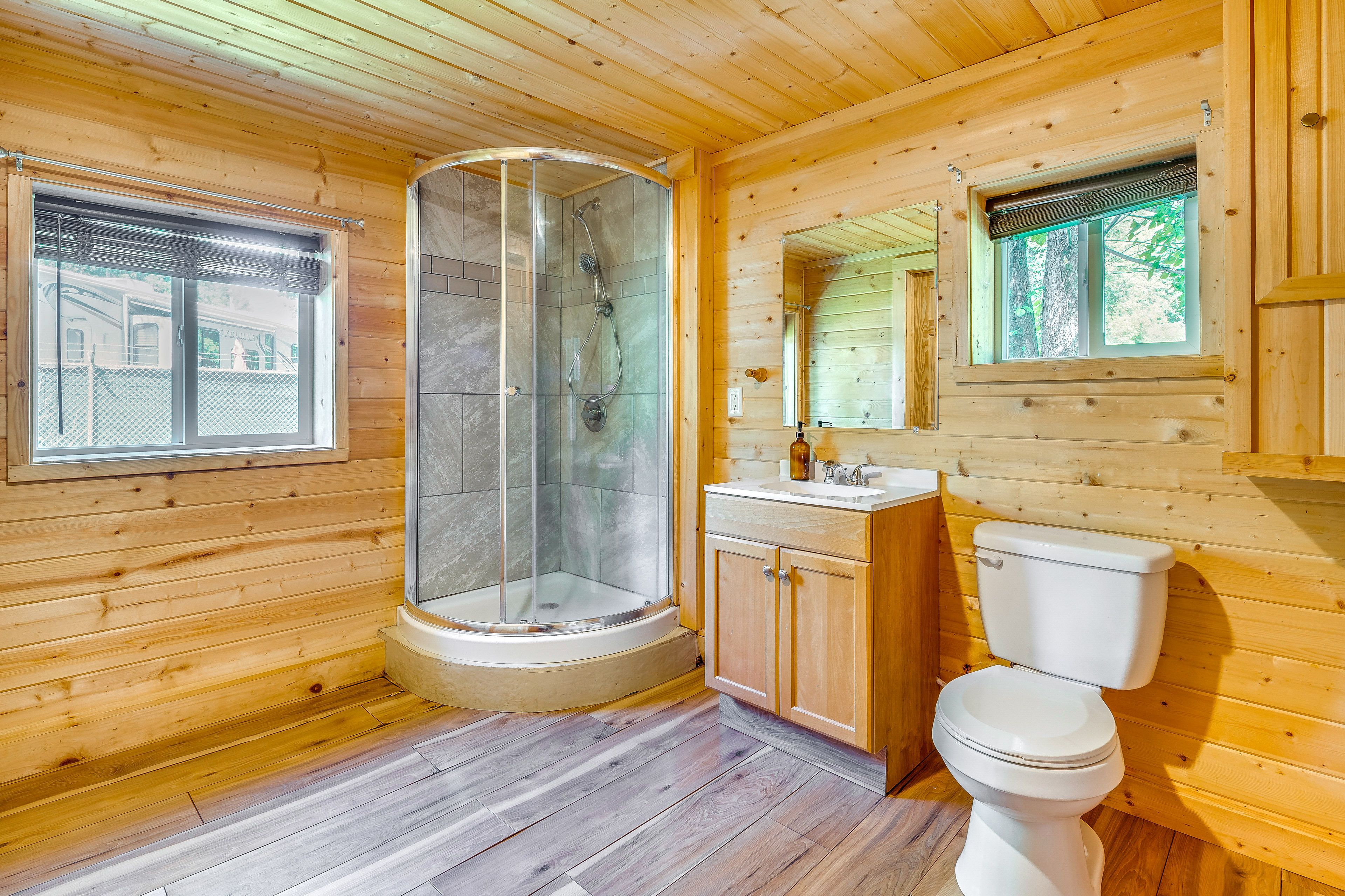 En-Suite Bathroom