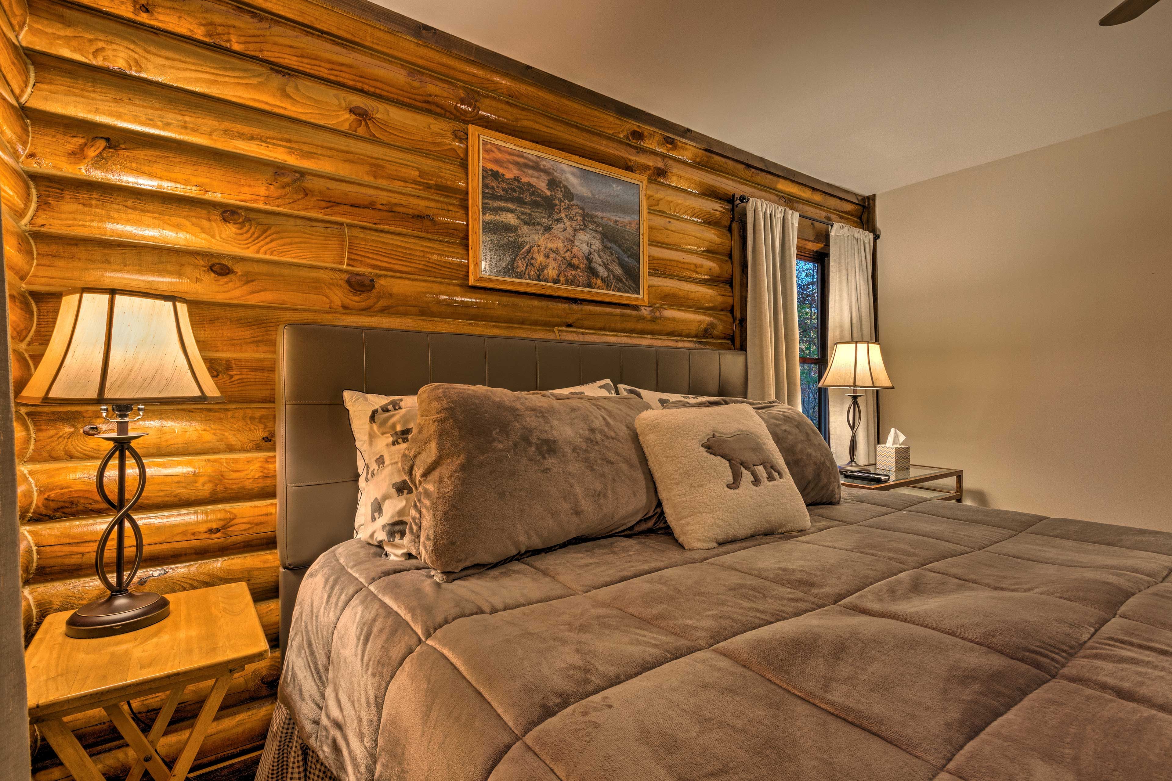 Bedroom 2 | King Bed