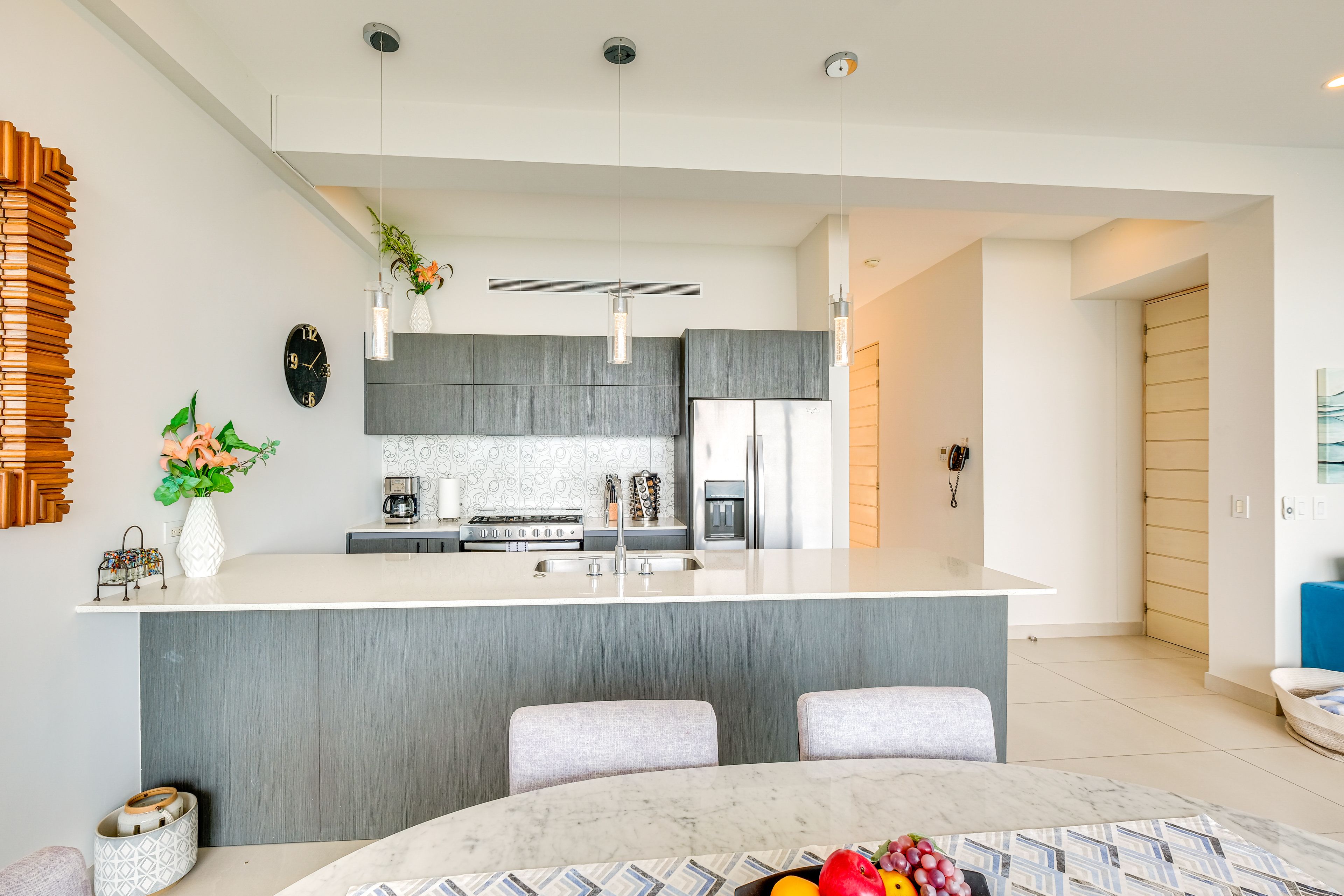 Dining Space | Dishware/Flatware