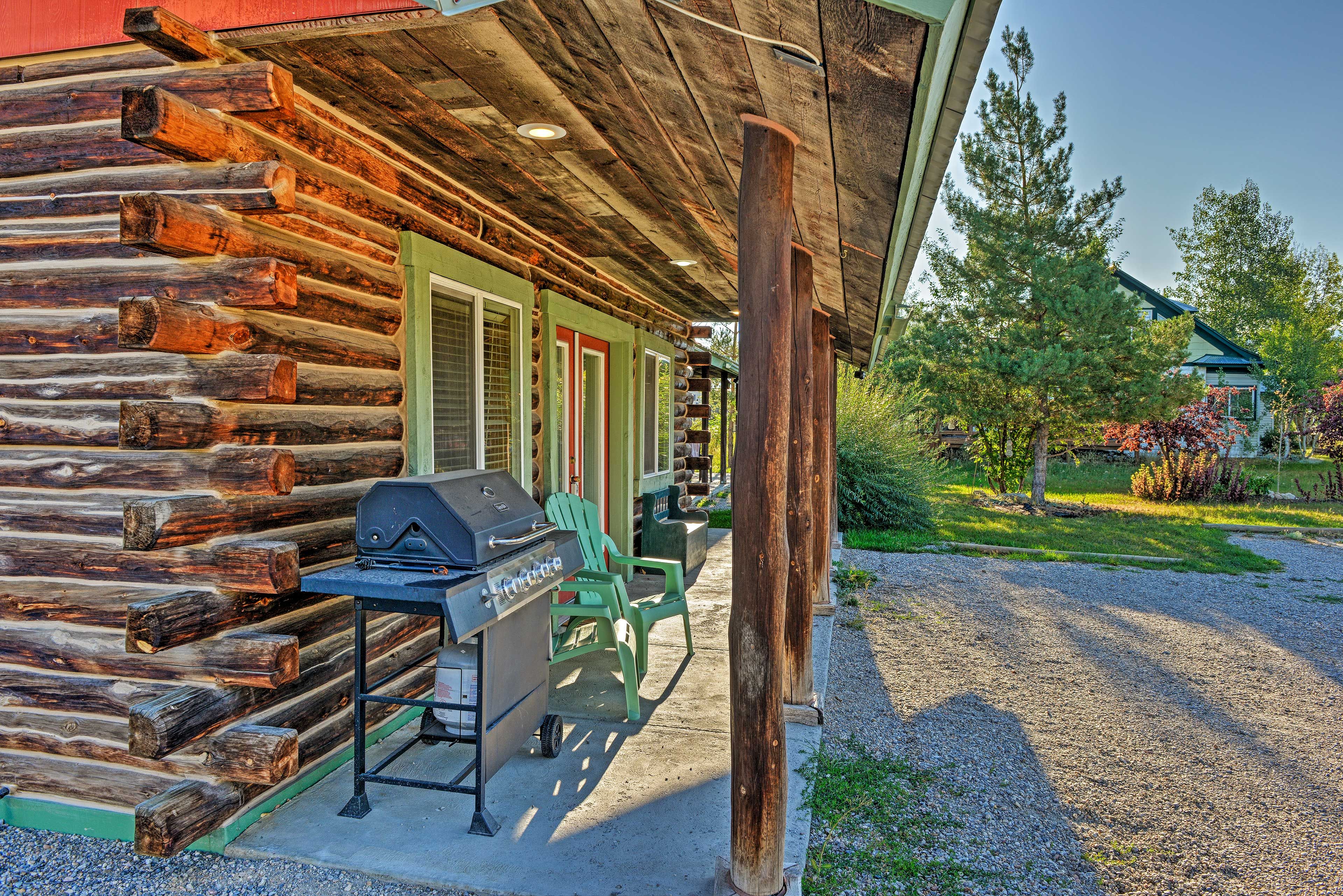 Exterior | Gas Grill