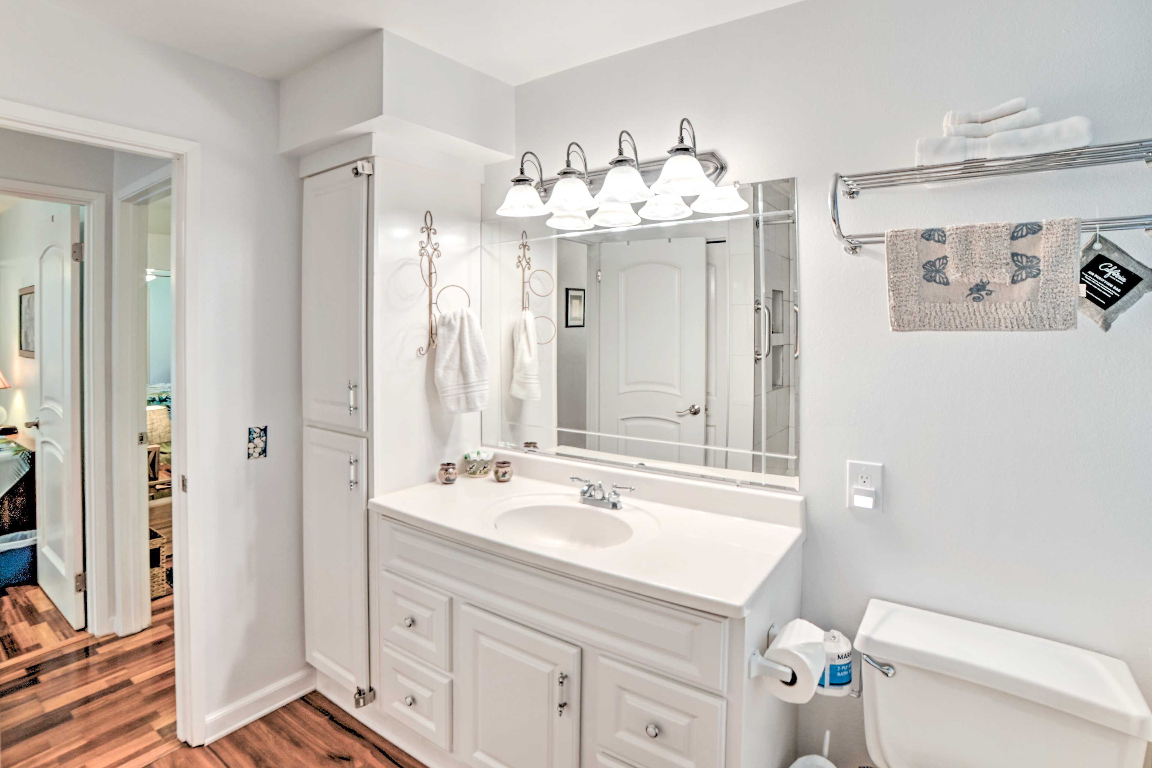 Full Bathroom