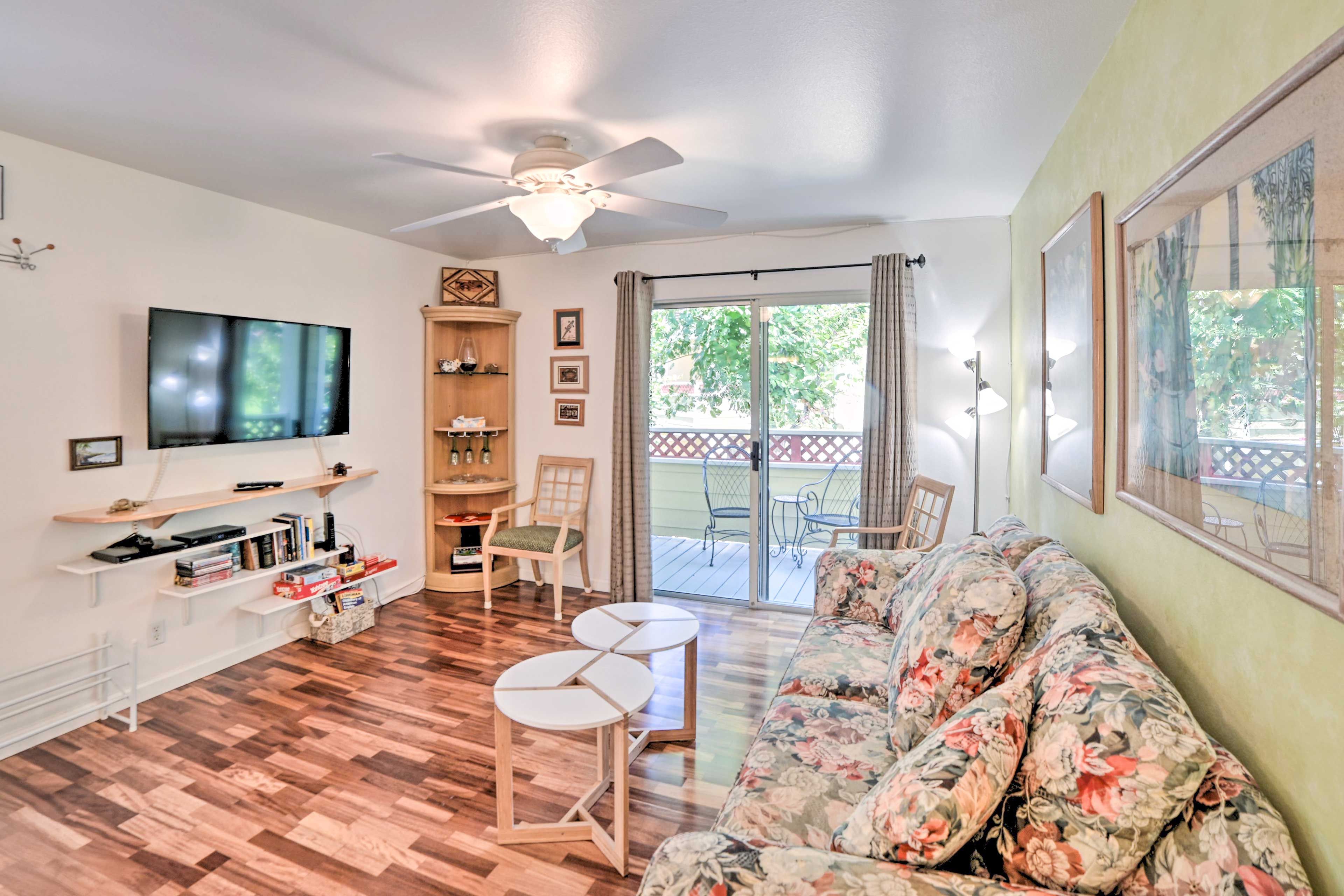 Living Area | Cable TV | DVD Player