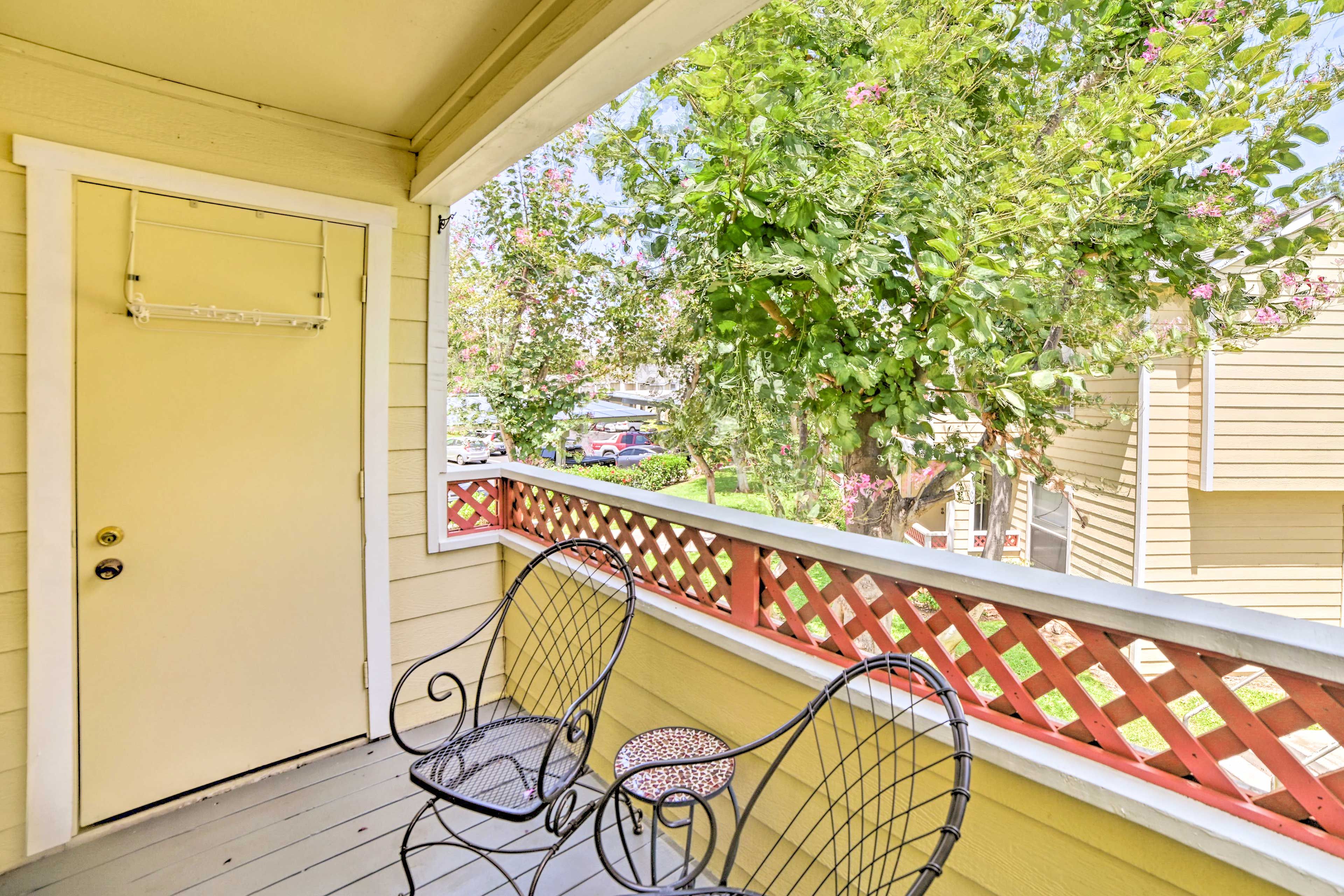 Private Lanai