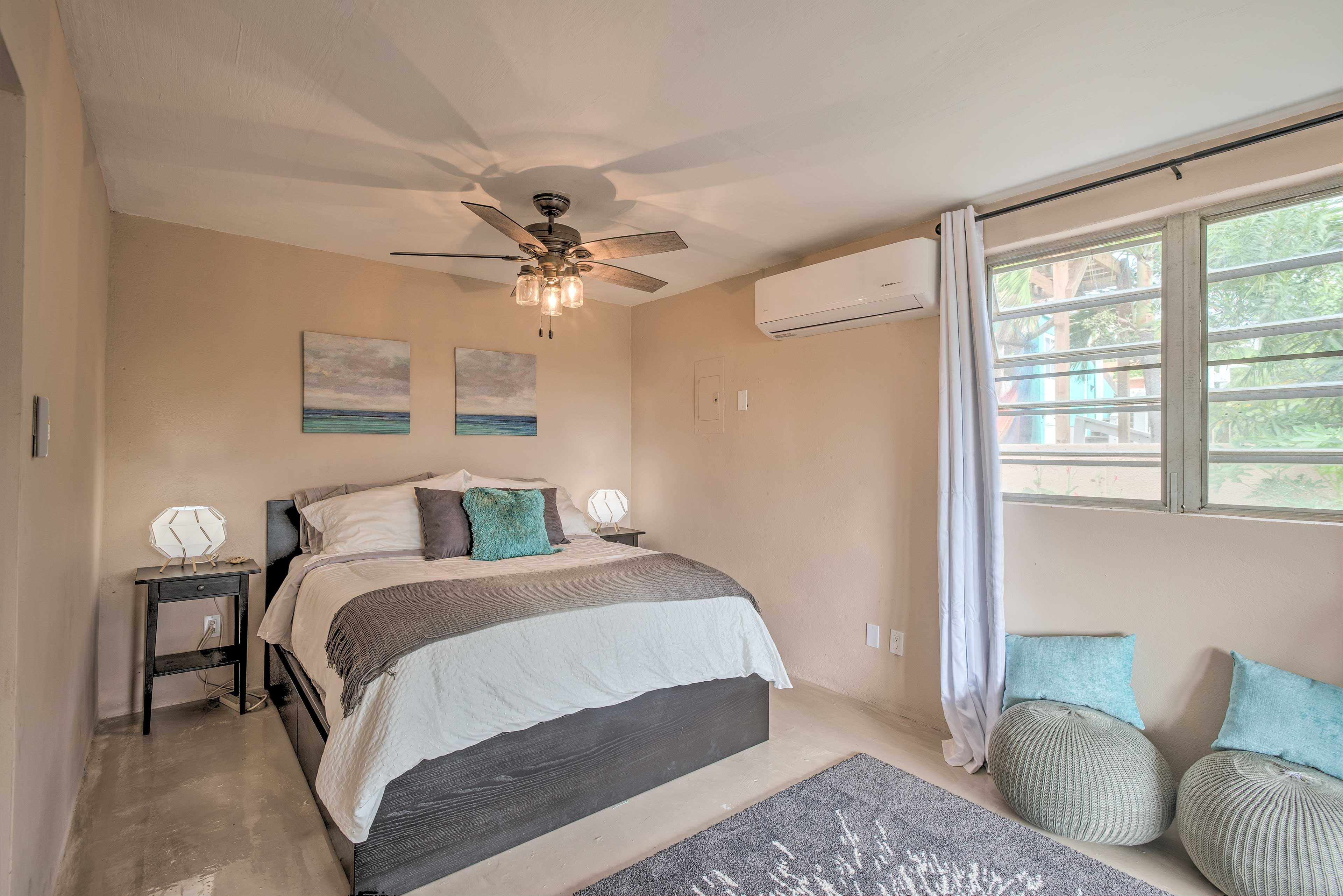 Bedroom  | Queen Bed | Patio Access