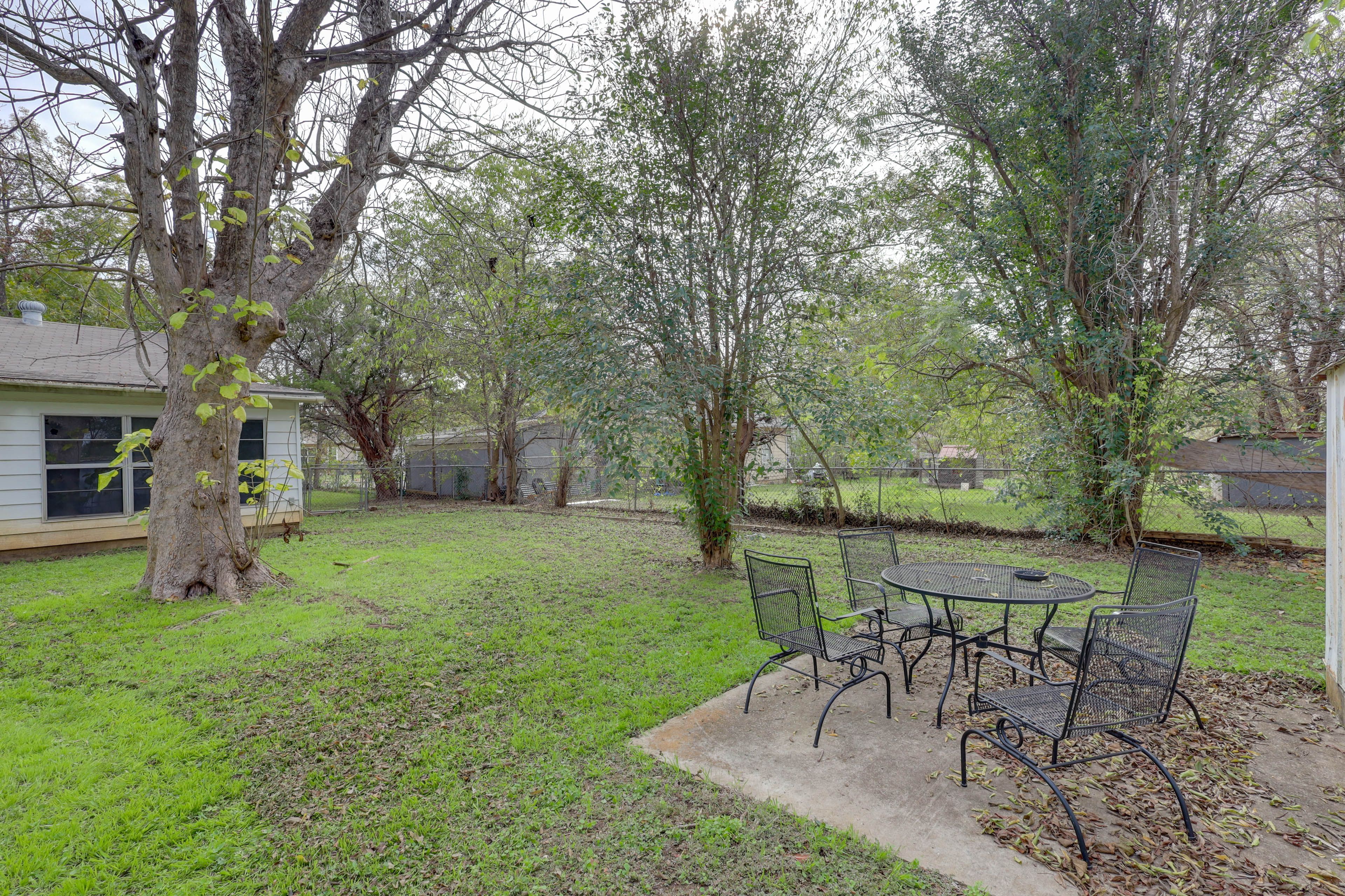 Belton Vacation Rental | 4BR | 2BA | 1,008 Sq Ft | Step-Free Access