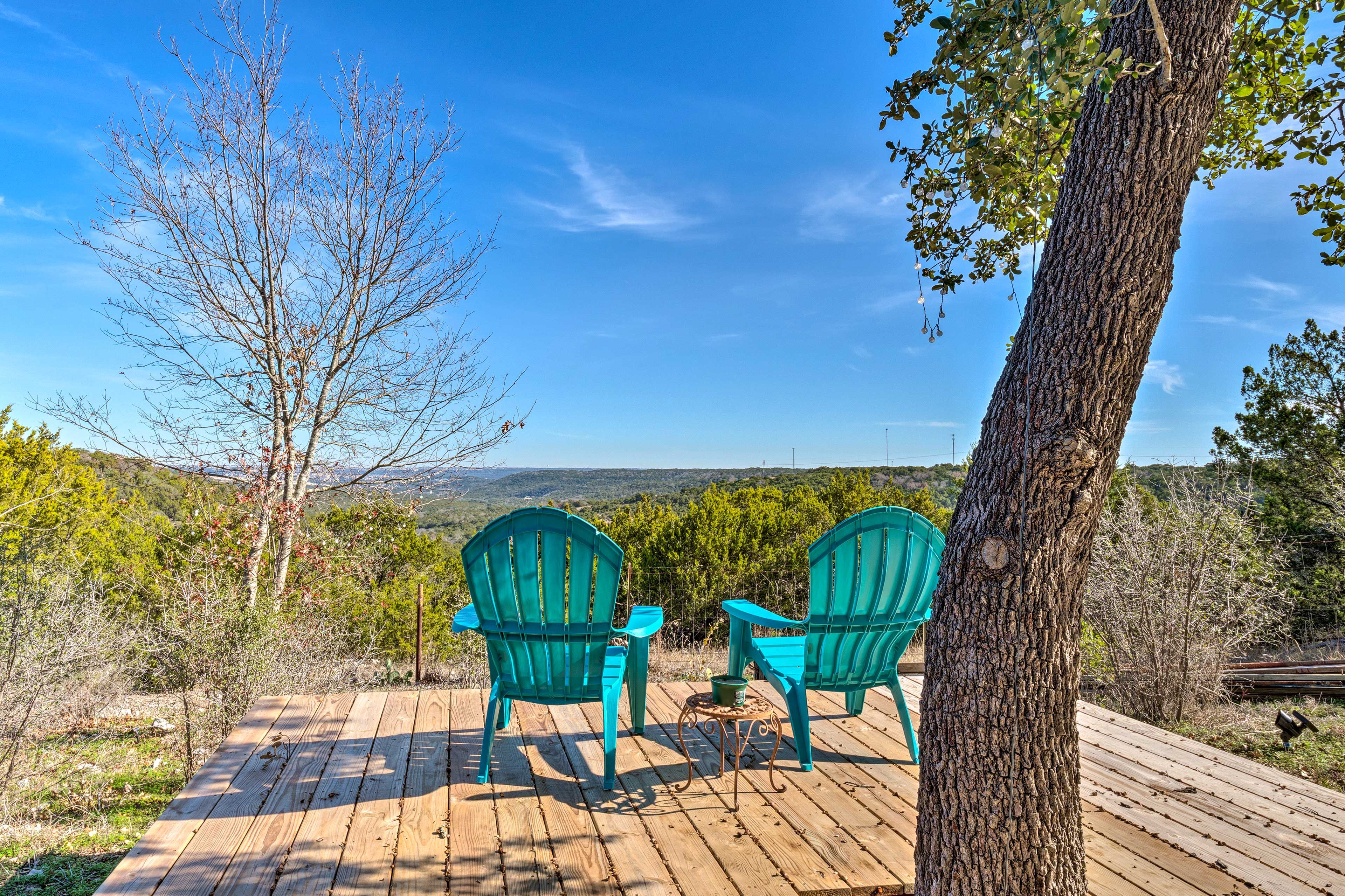 Enjoy a glass of wine or cup of tea surrounded by greenery & beautiful blue sky.