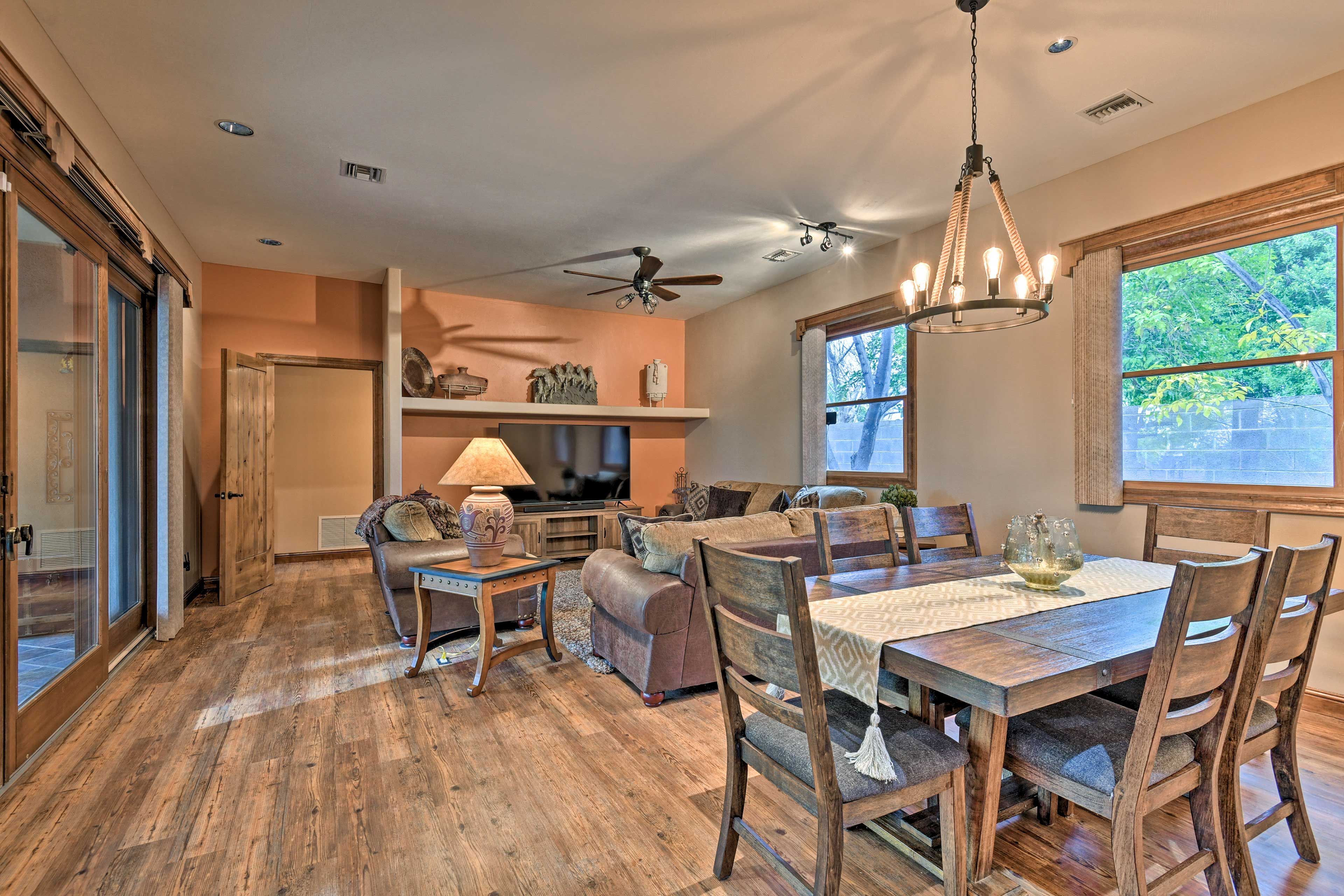 Living Room | Dining Area