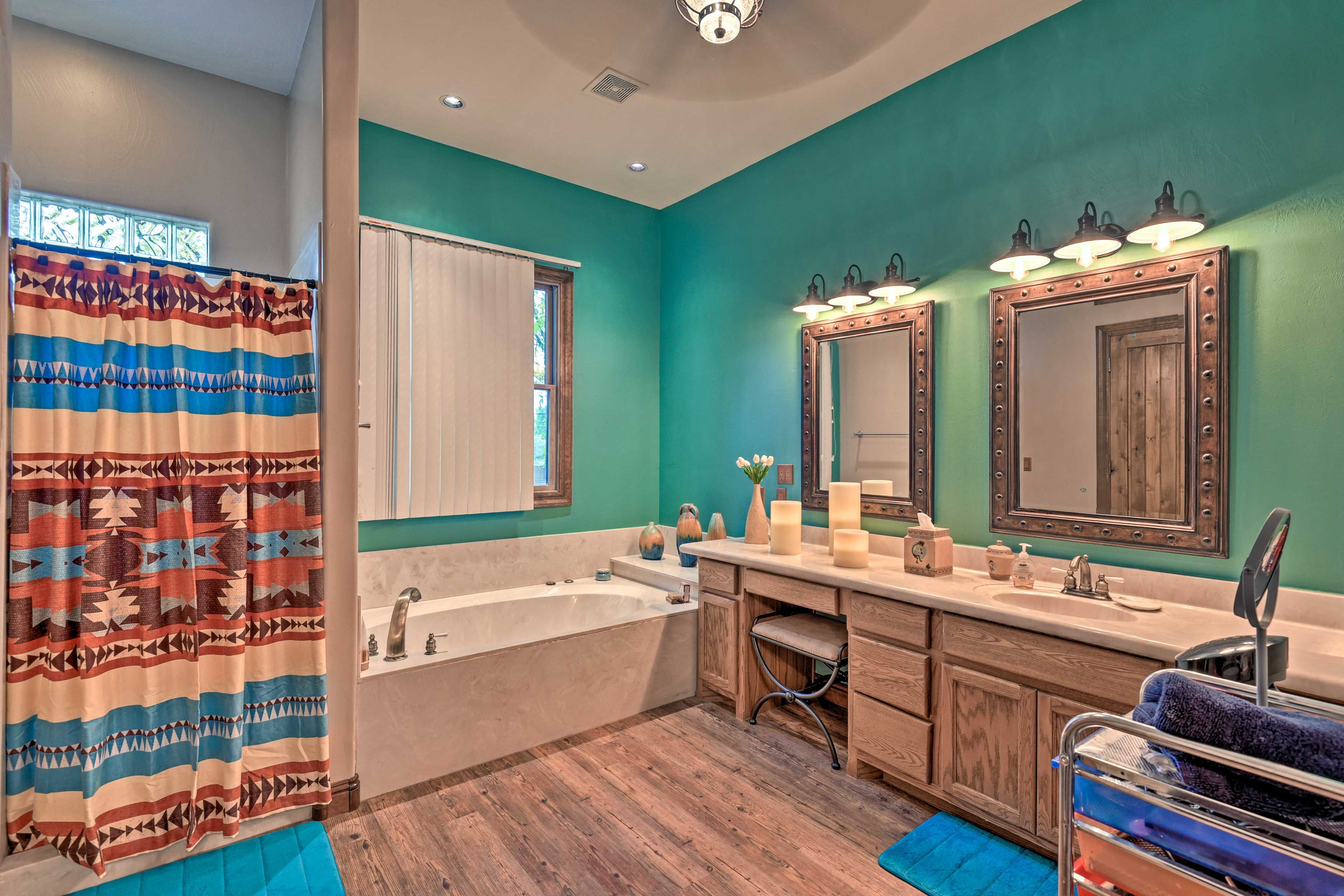 Full Bathroom
