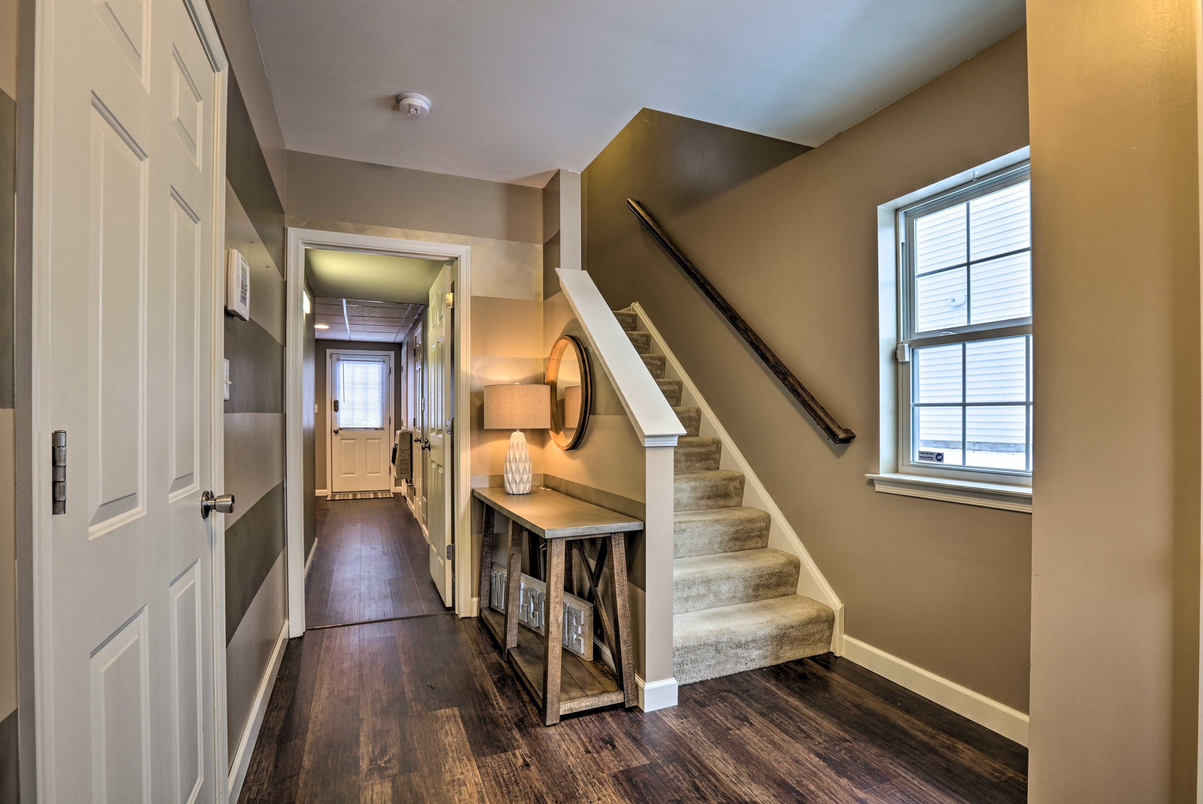 Entryway | Lower Level