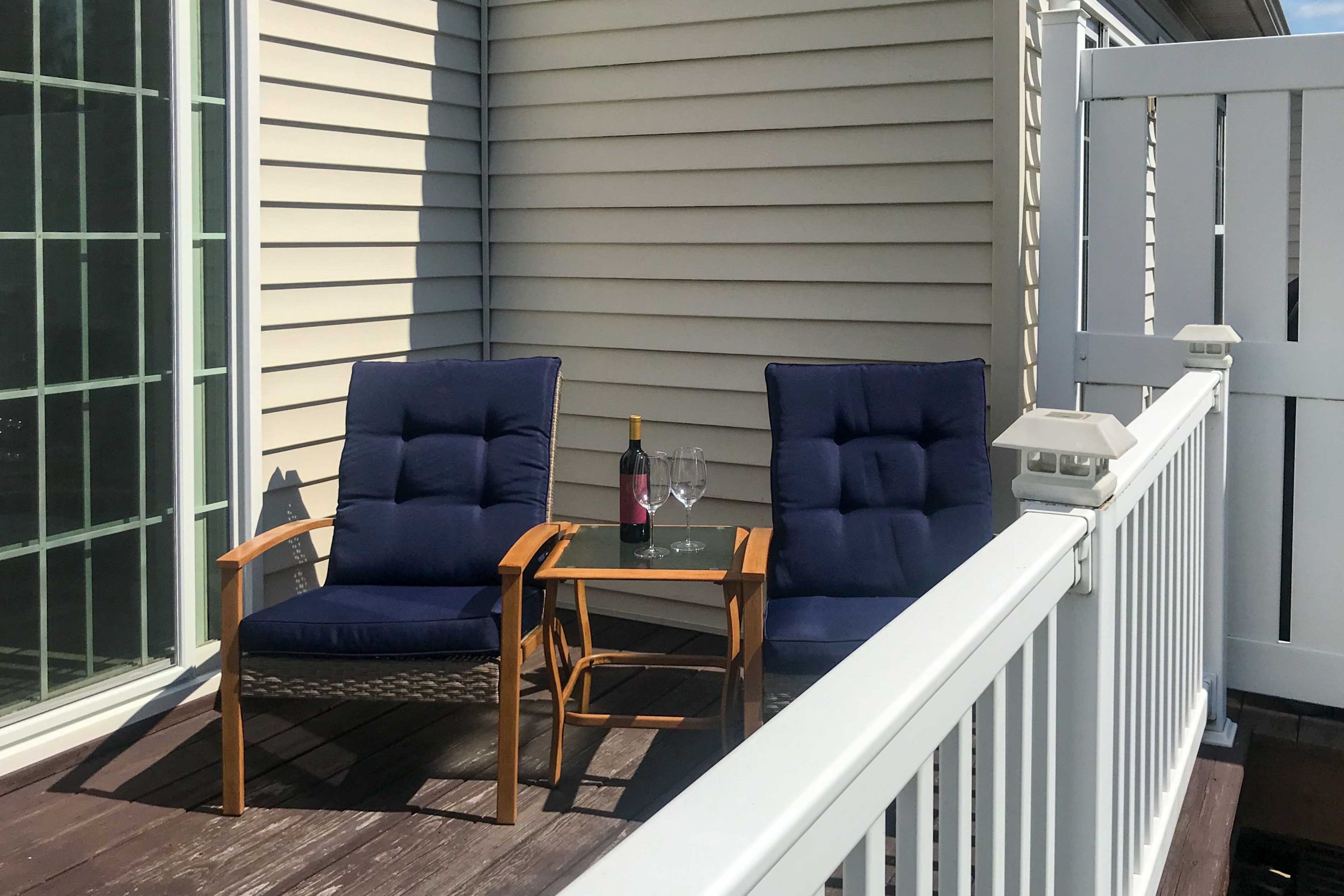 Deck | Tri-Level Townhome