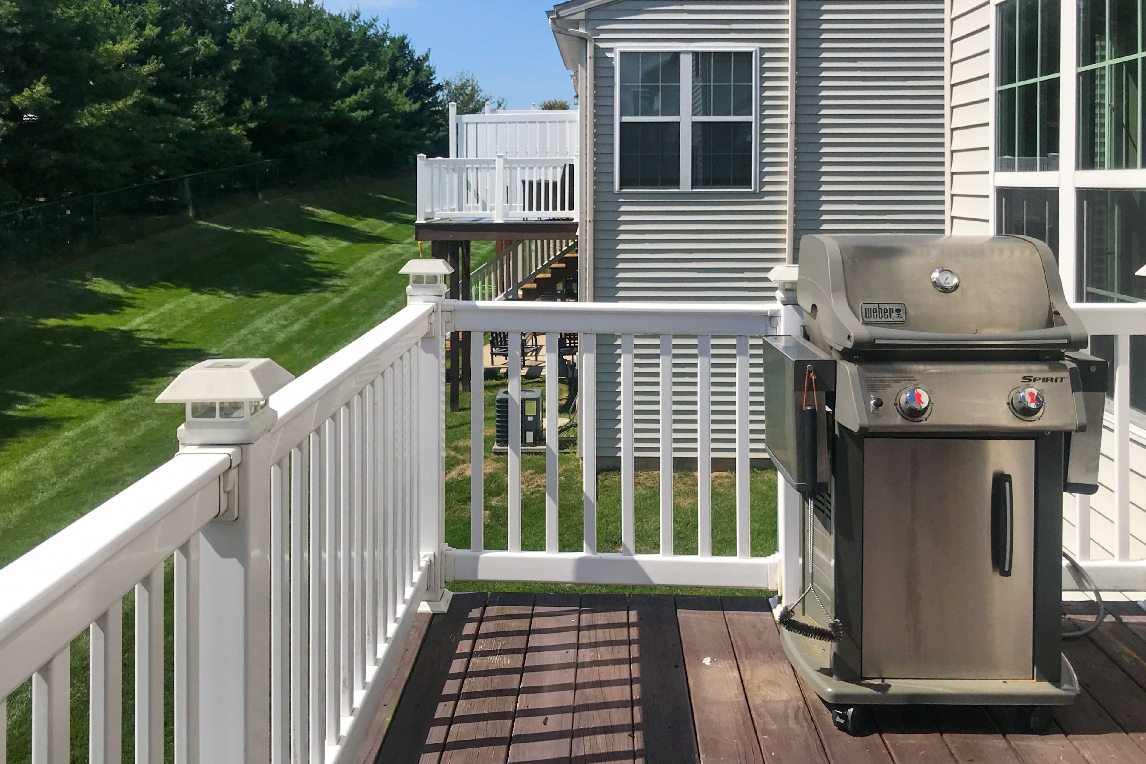 Deck | Gas Grill