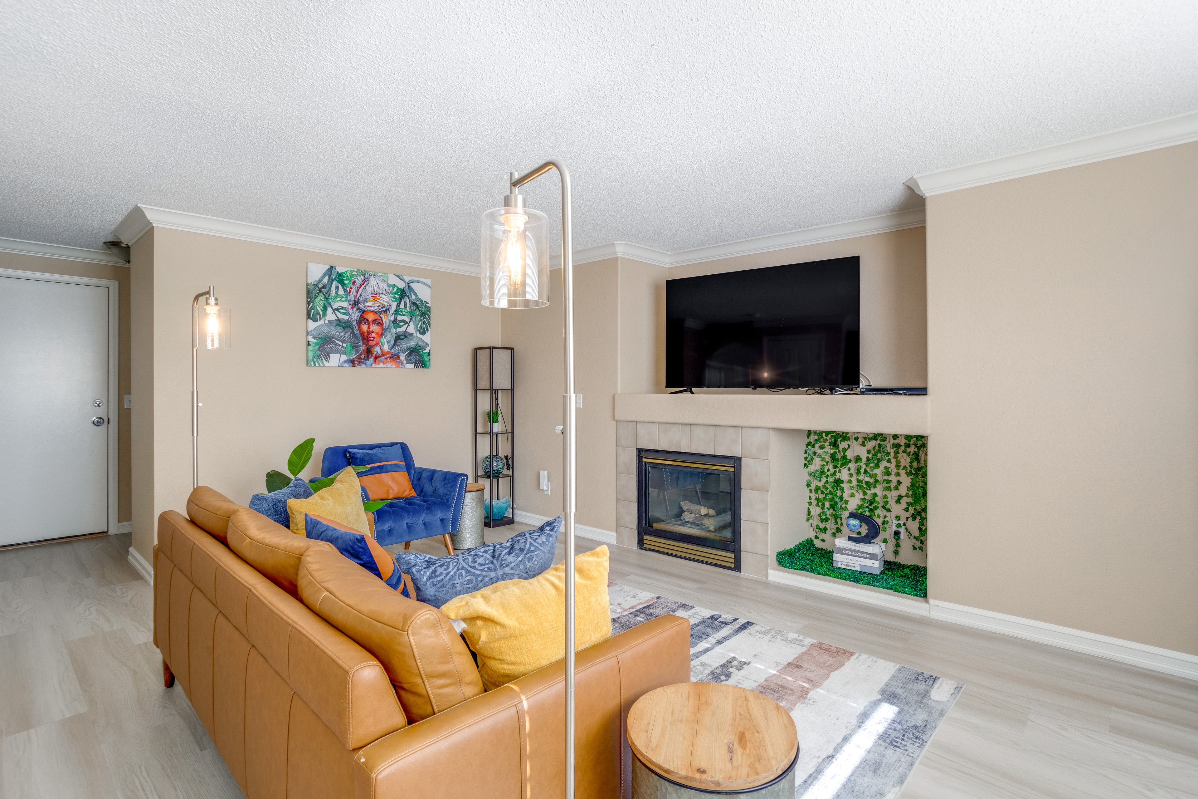 Living Room | Free WiFi | Central A/C & Heat | 1st Floor